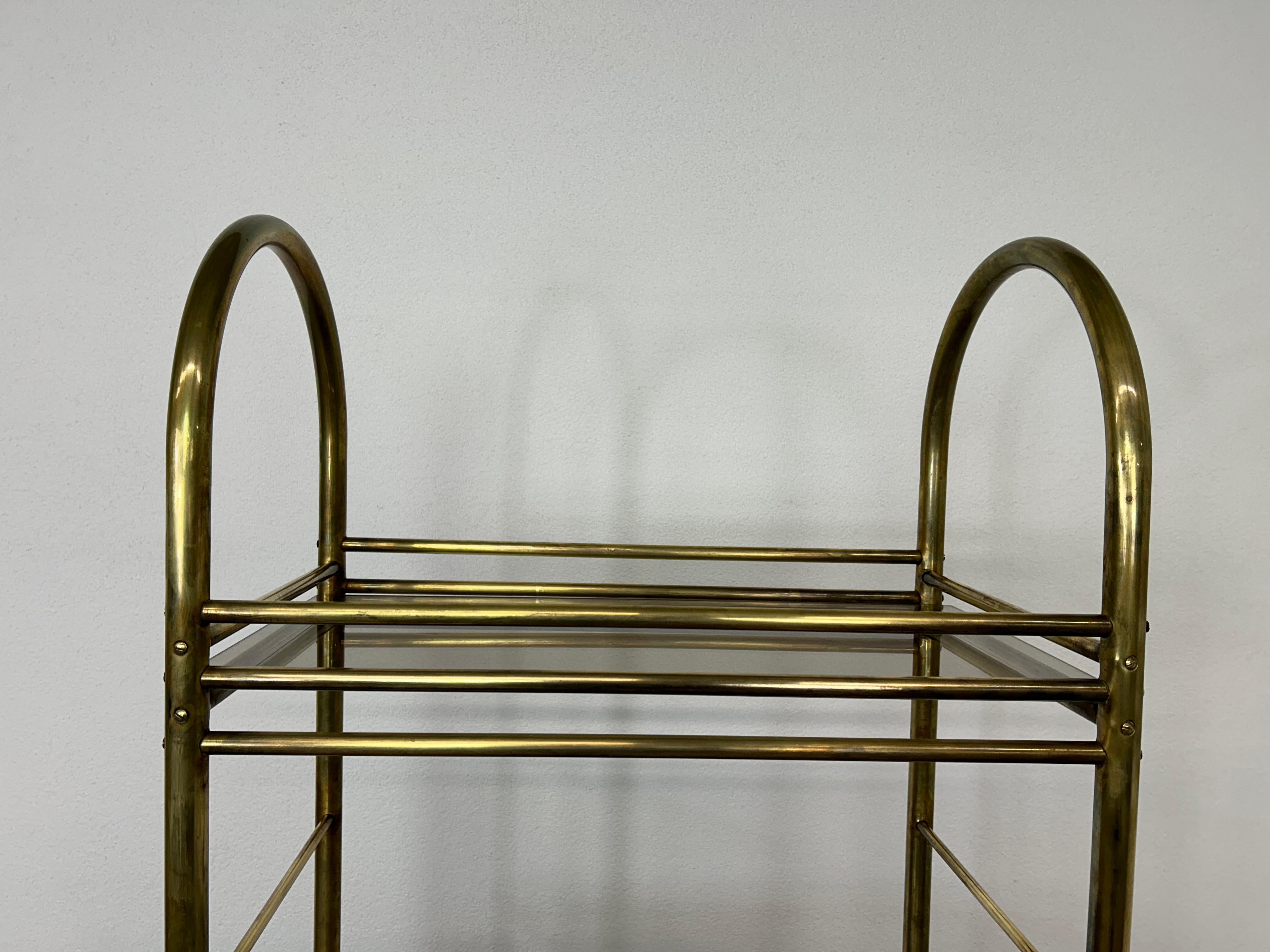 Mid-century design brass etagere For Sale 2