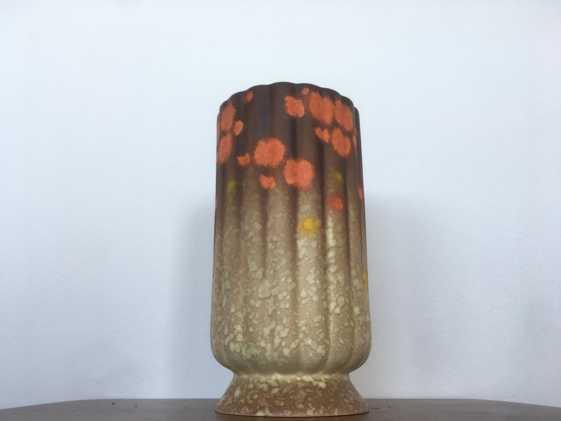 - Cecoslovacchia, anni '60
- Buone condizioni originali
- Produttore: Ditmar Urbach, contrassegnato.