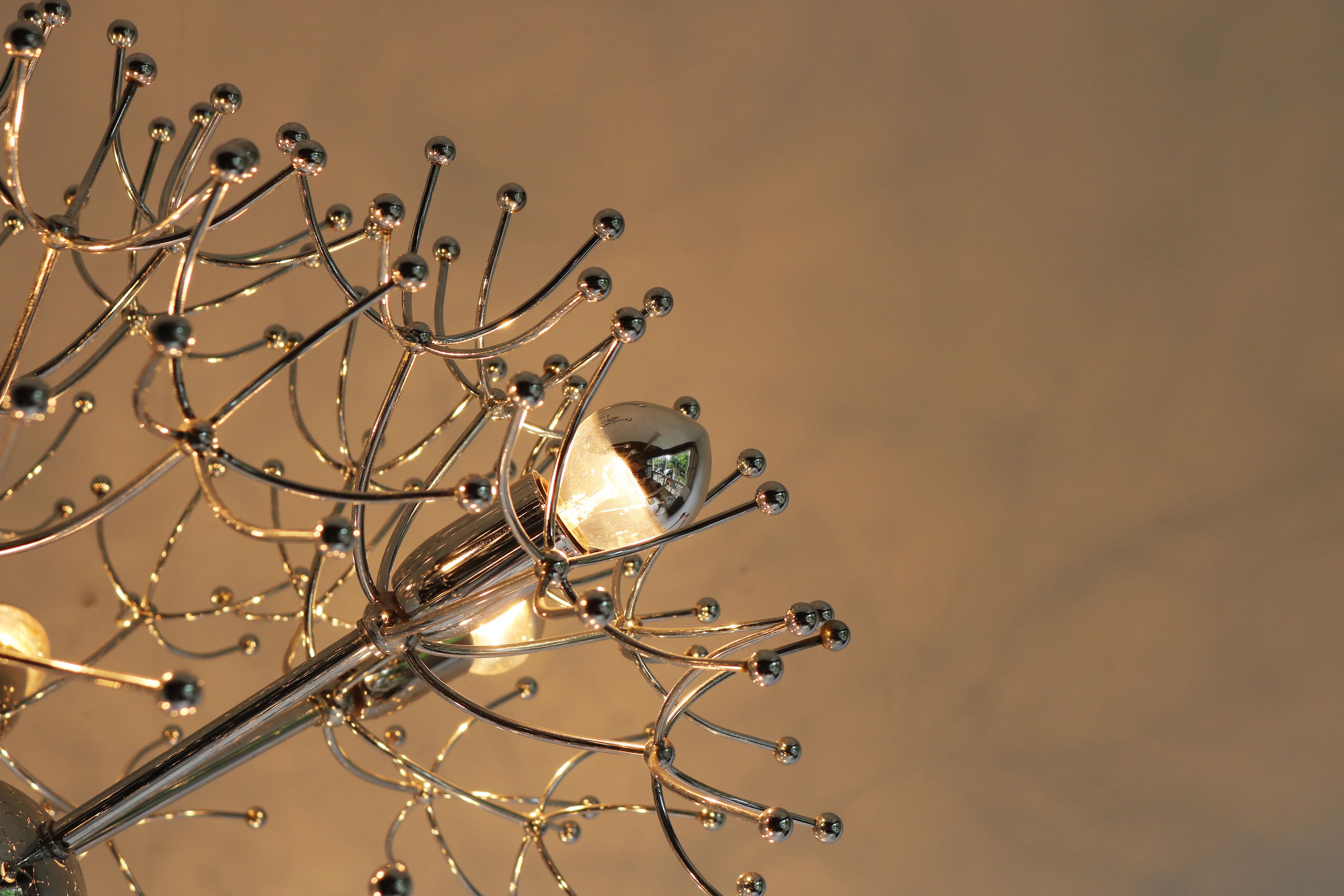 Lampadario di design di metà secolo di Gaetano Sciolari Model: Dandelion 1960 Sputnik in vendita 1