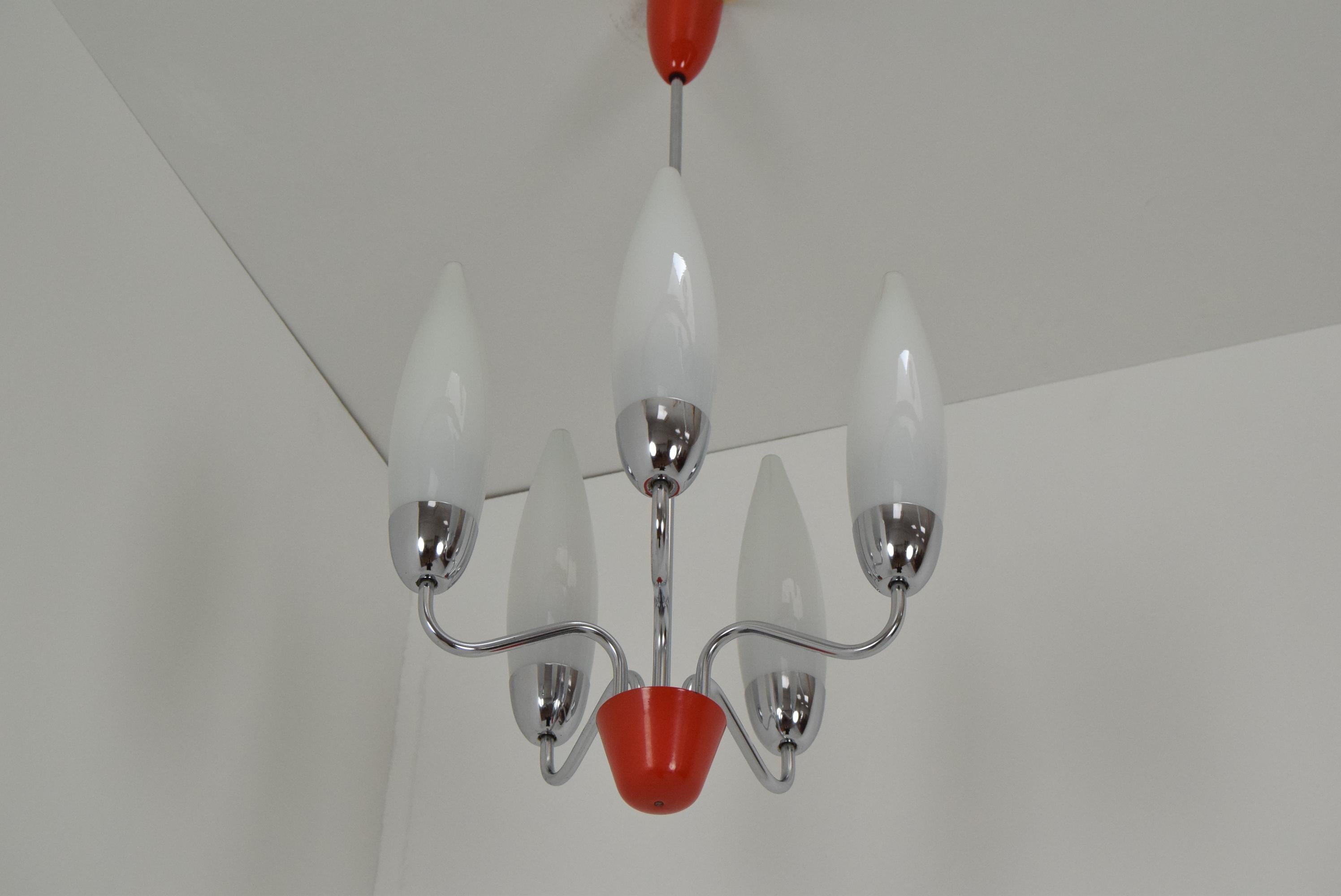 Lampadario di design di metà secolo/Napako, anni '60 in vendita 3