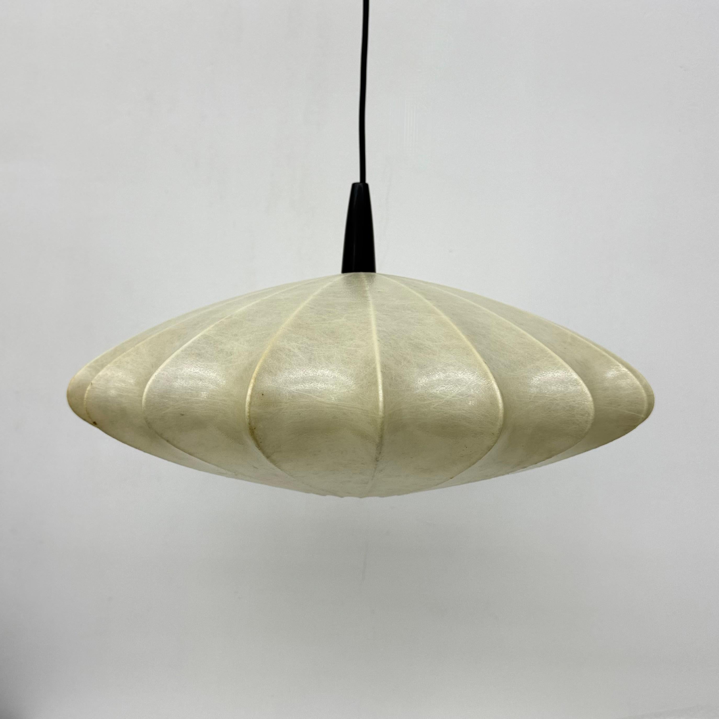 Mid-century design cocoon hanging by George Nelson  lamp , 1970s For Sale 10