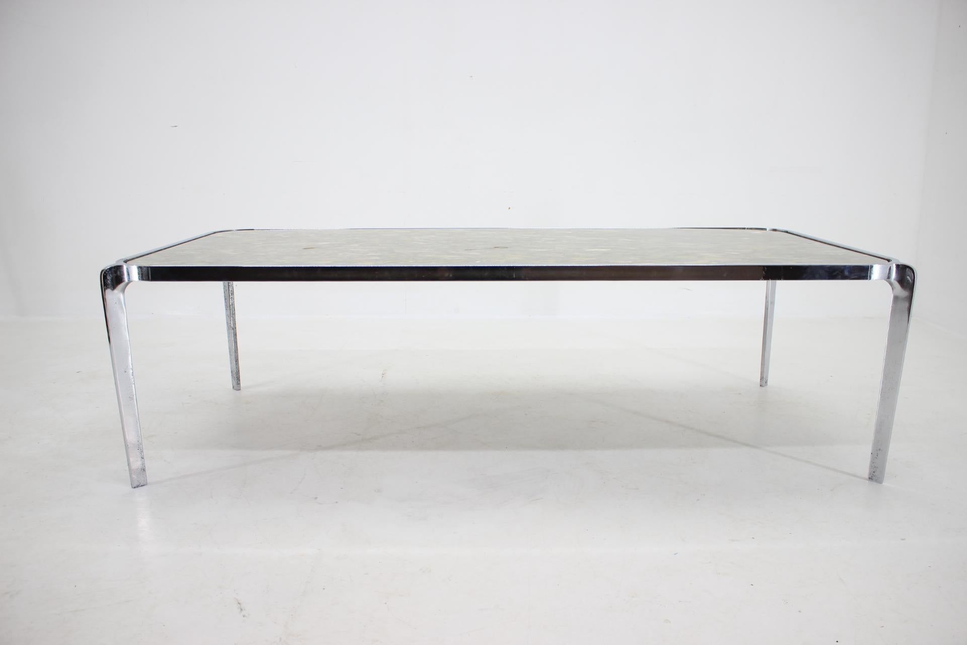 Midcentury Design Coffee Table, Epoxy Resin, Around 1970s In Good Condition For Sale In Praha, CZ