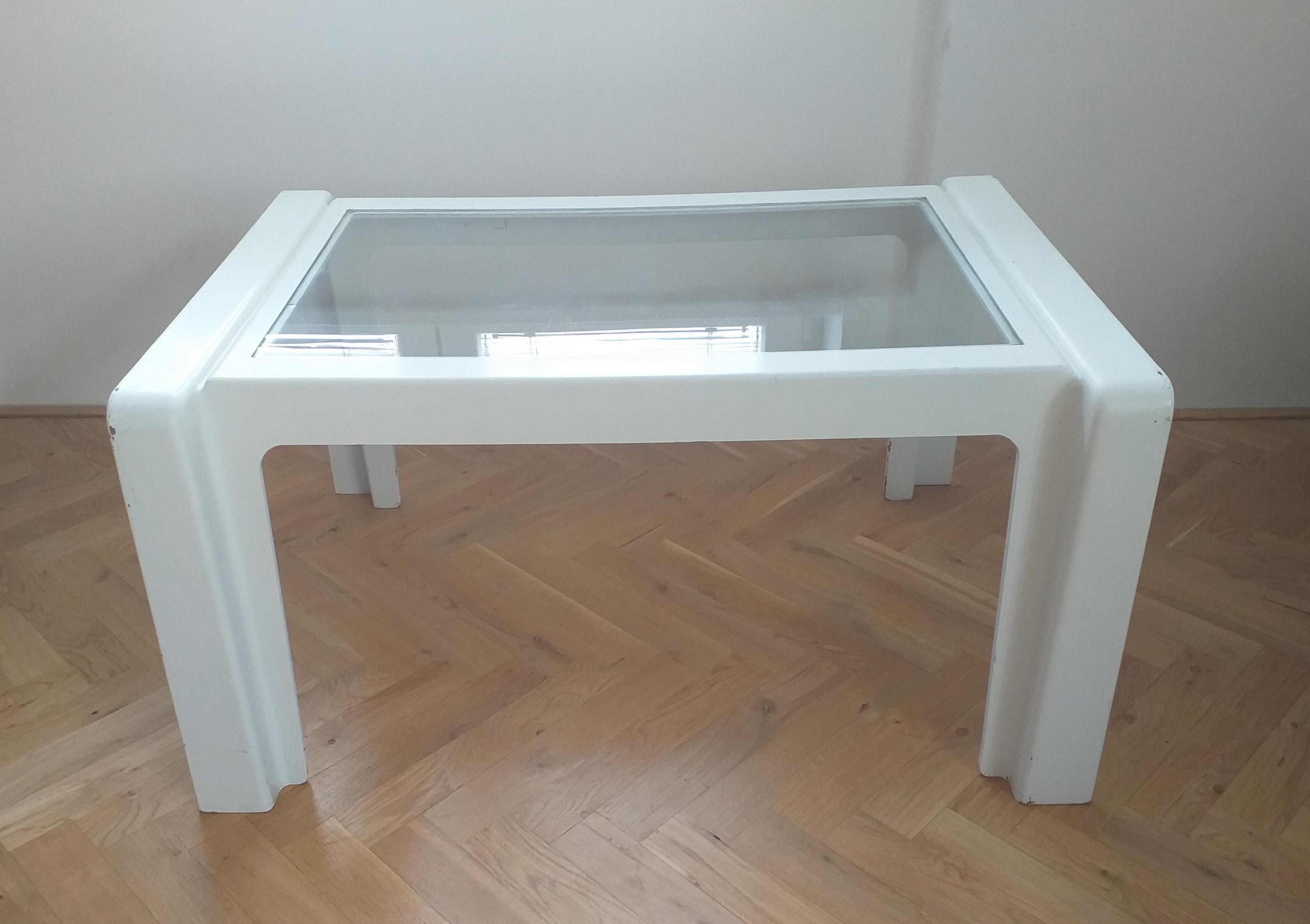 Table basse design du milieu du siècle:: Italie:: 1970 en vente 4