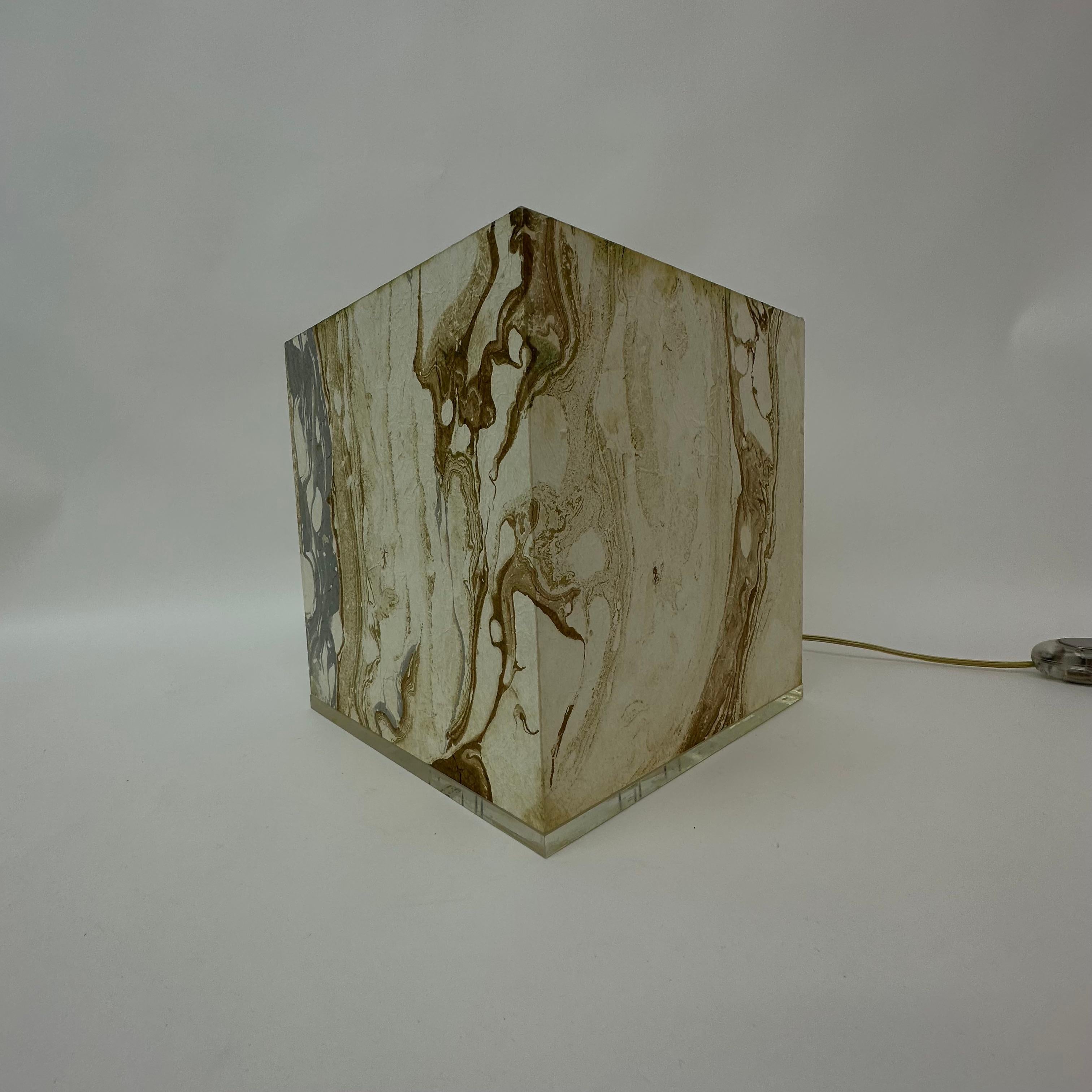 Midcentury Design Cube Table Lamp, 1970s For Sale 6