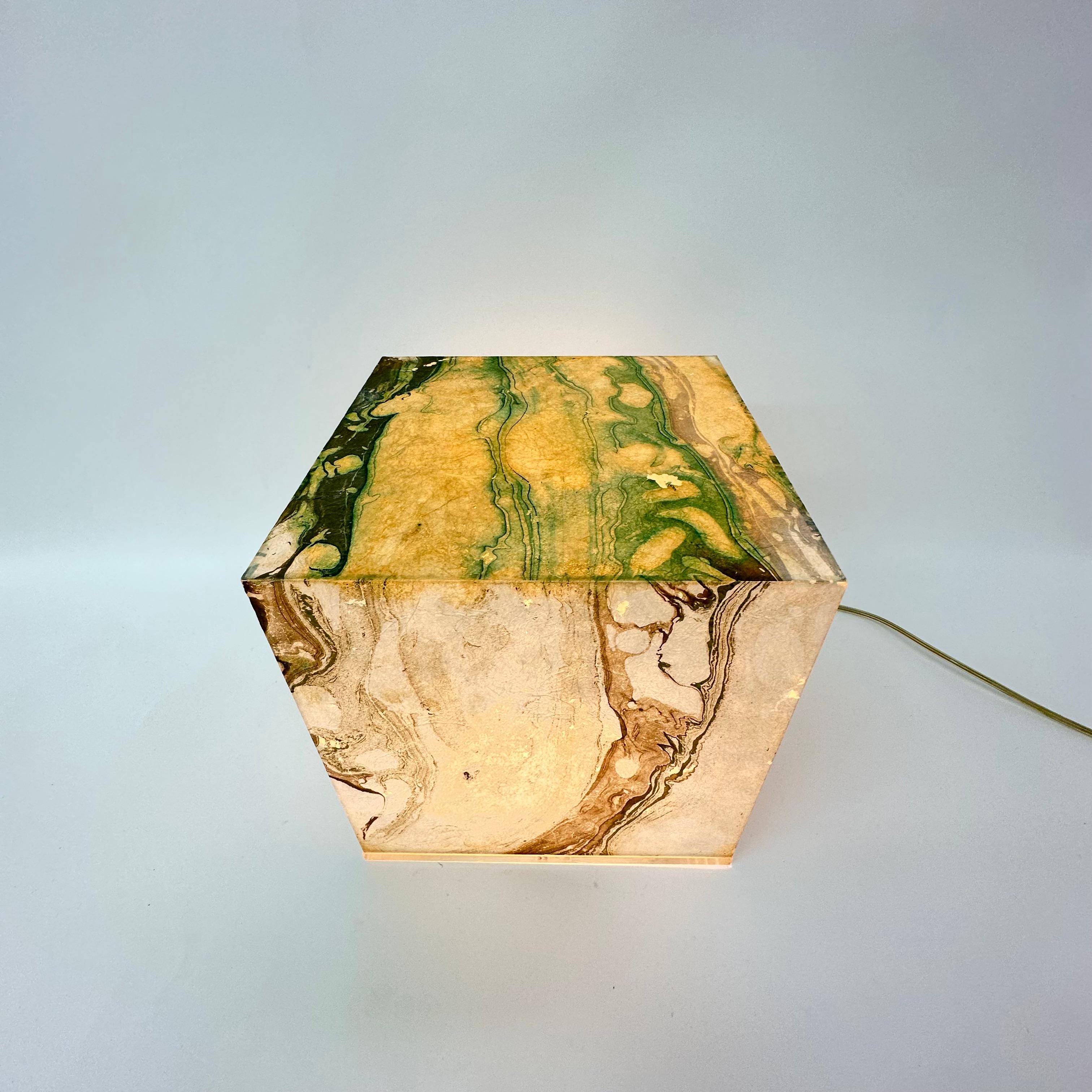 Late 20th Century Midcentury Design Cube Table Lamp, 1970s For Sale