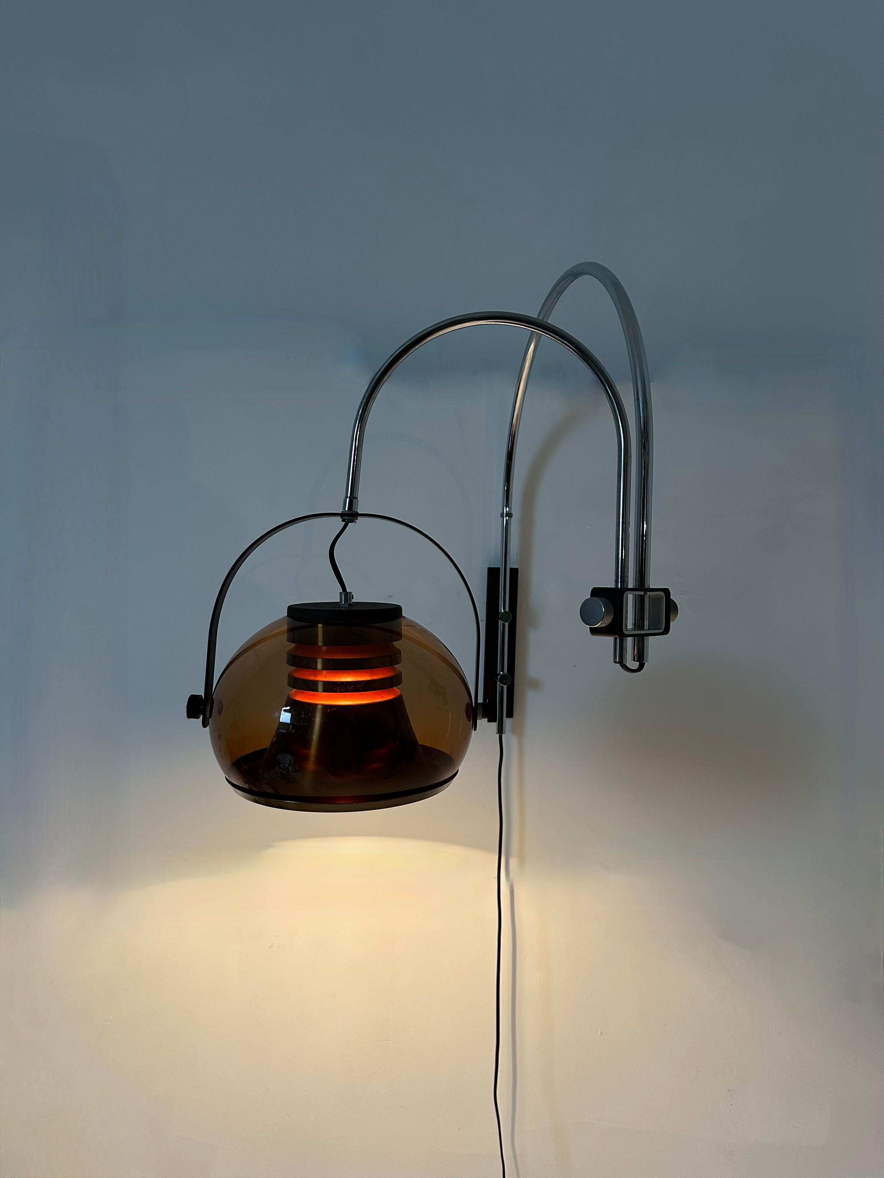 Dimensions: 30cm Width , 63cm Height, 105cm Depth
Condition: Good plastic shade has some scratches lack ahs some damages
Period: 1970s
Material: Metal, Plastic