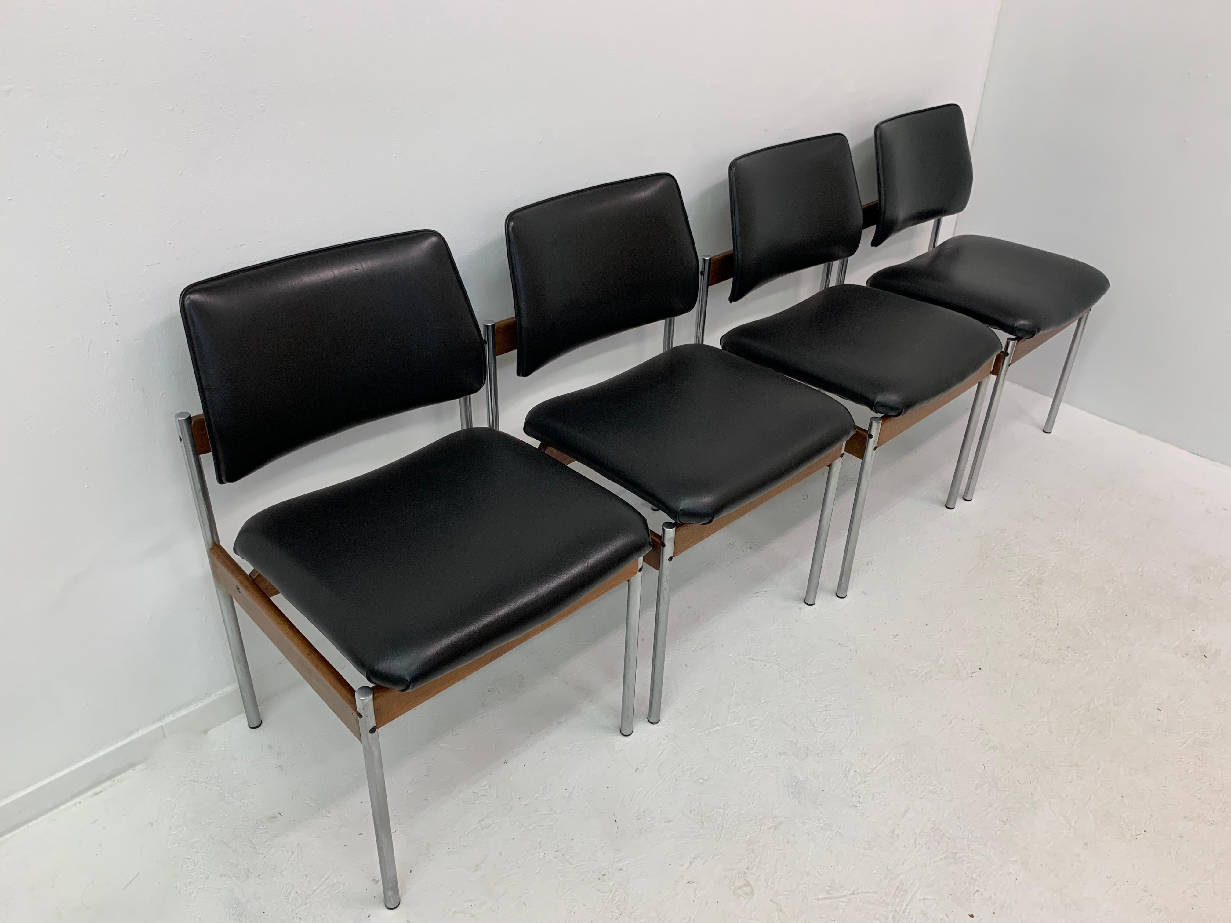 Mid-century design dining chairs from Thereca, 1960s, Set of 4 For Sale 5