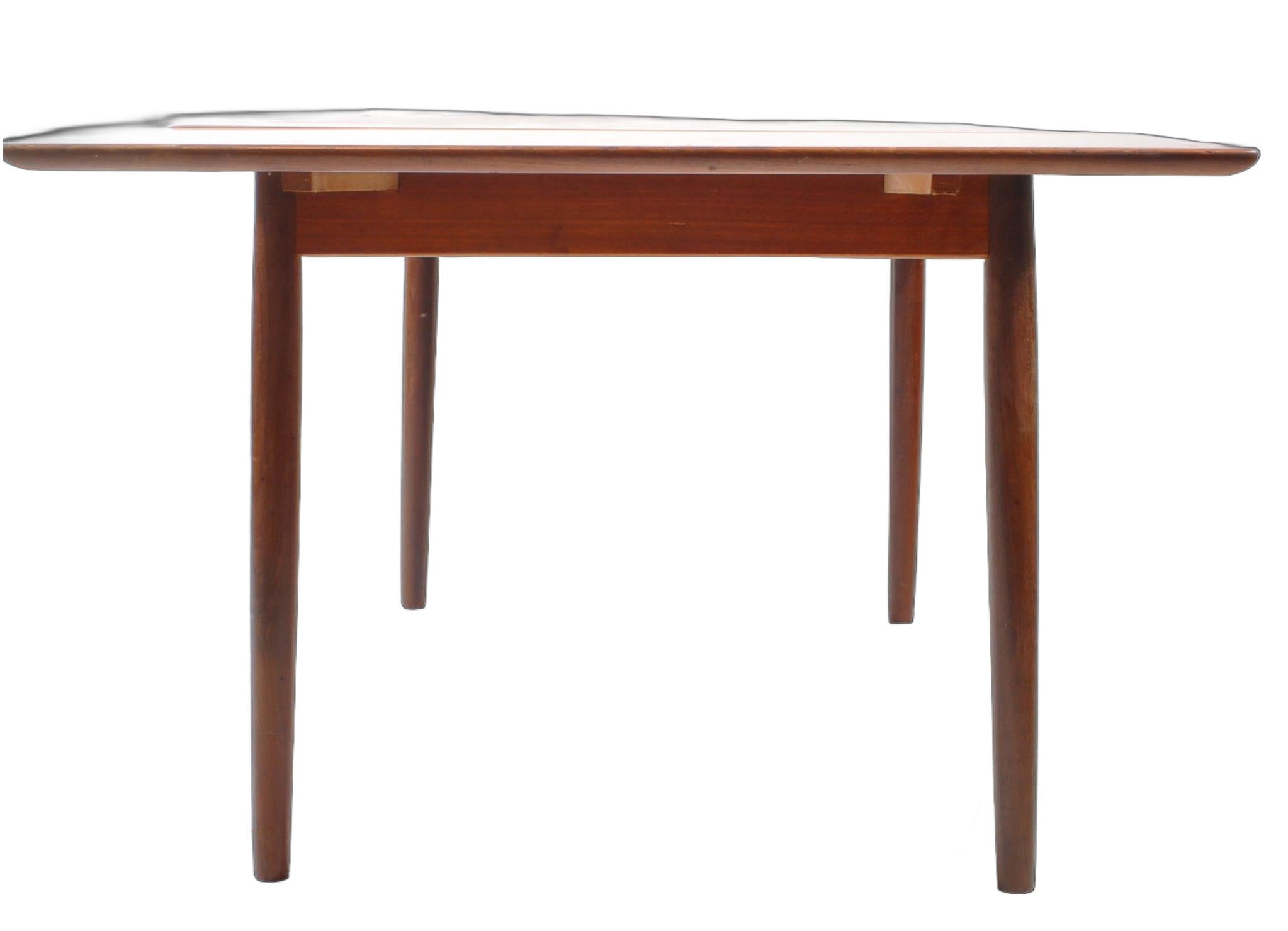 Mid Century Design Farstrup Danish Design Dining Table, 1960’s im Angebot 1