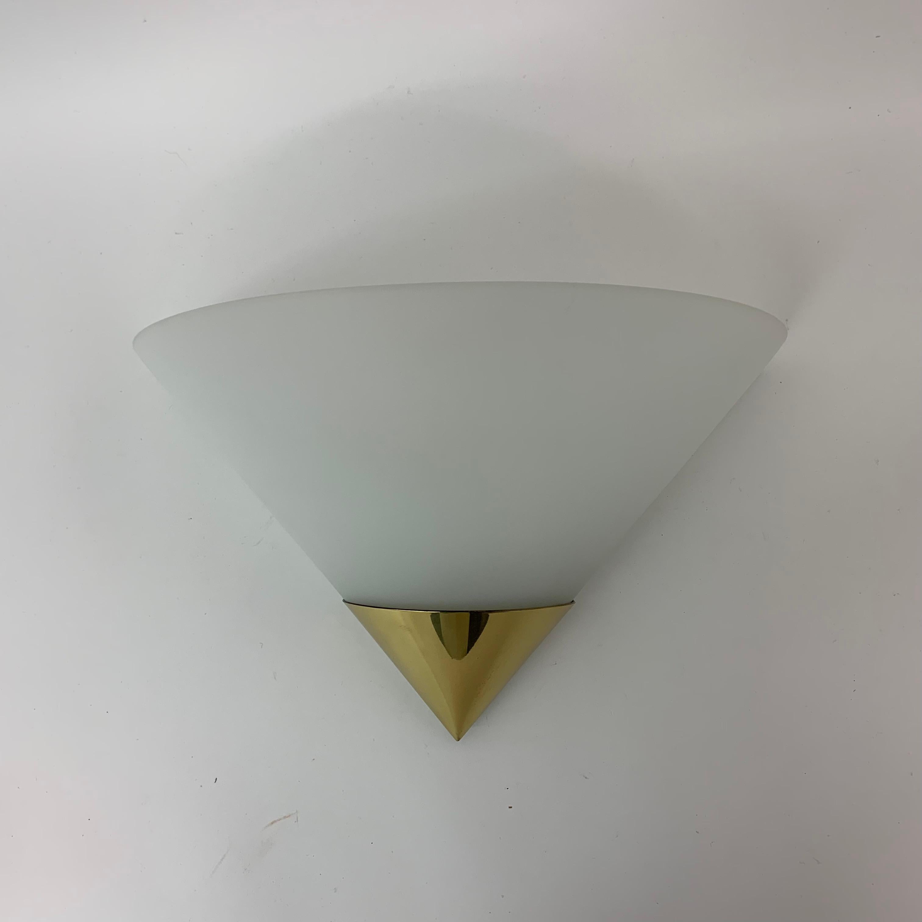 Lámpara de pared de diseño de mediados de siglo Glashutte Limburg, años 70 en venta 2