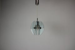 Lampe à suspension en verre au design mi-siècle, années 1960