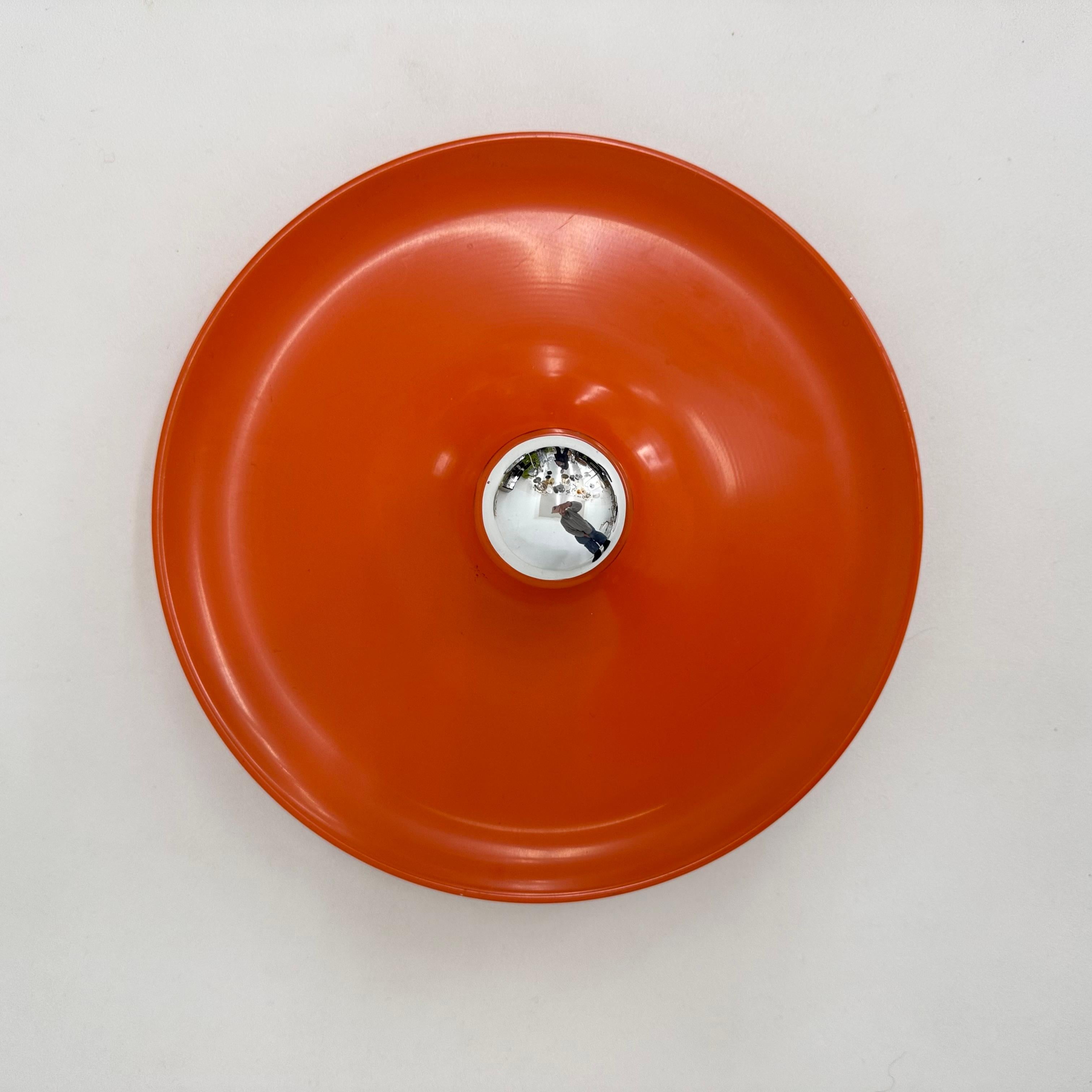 Lampe à disque de l'ère spatiale Honsel orange, design du milieu du siècle, années 1970  Charlotte Perriand en vente 4