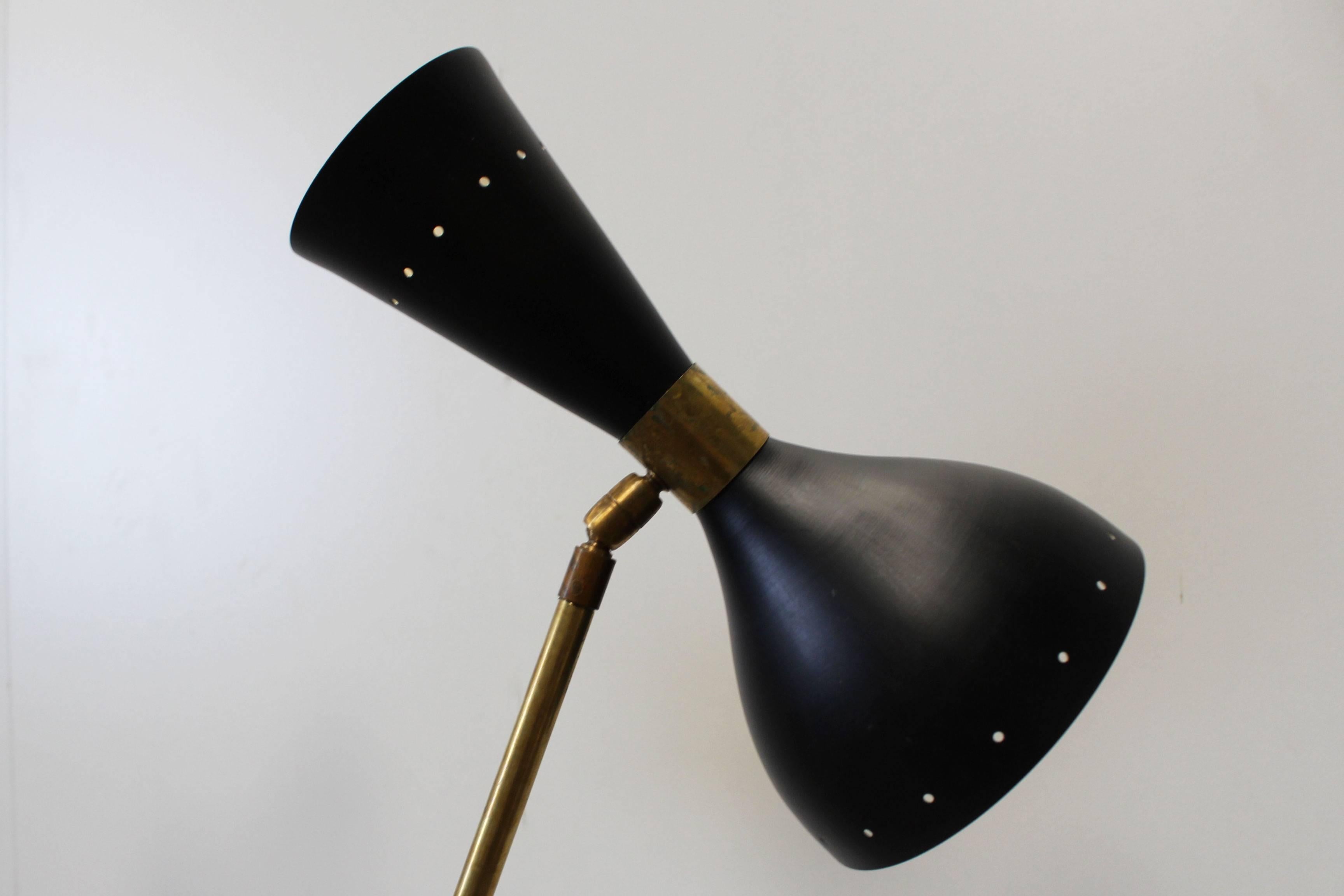 Midcentury Design Italian Minimalist Floor Lamp Style 1950s Stilnovo Brass Black 1