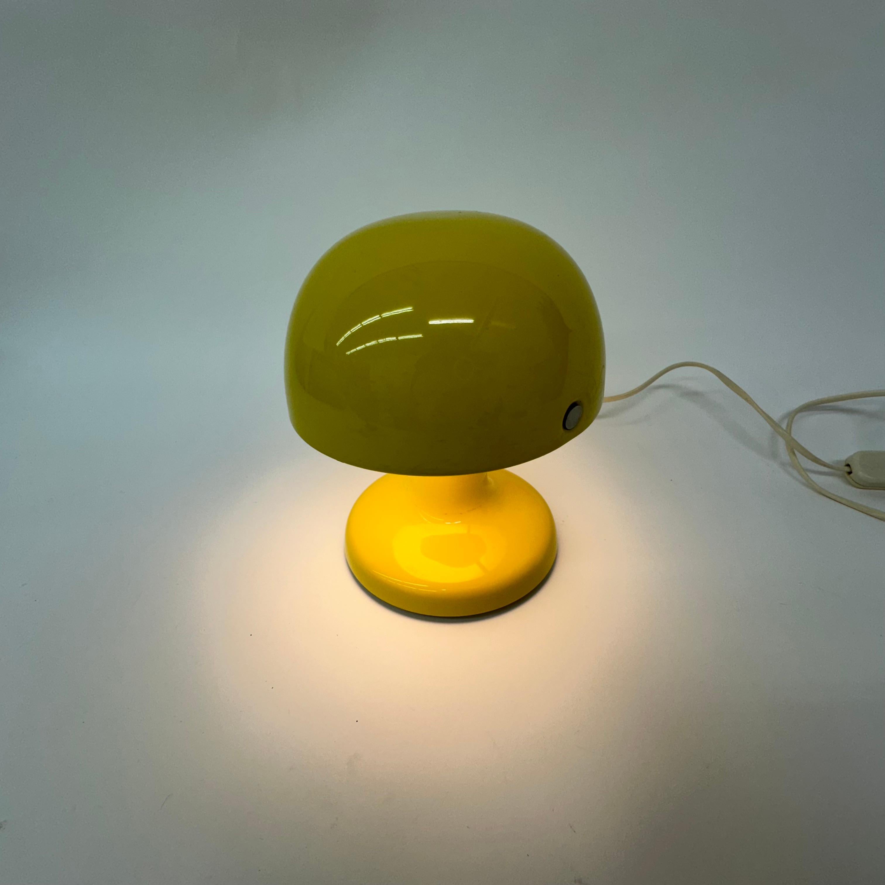 Italian Mid-Century Design Jucker table lamp by Tobia Scarpa for Flos , Italy , 1960s For Sale