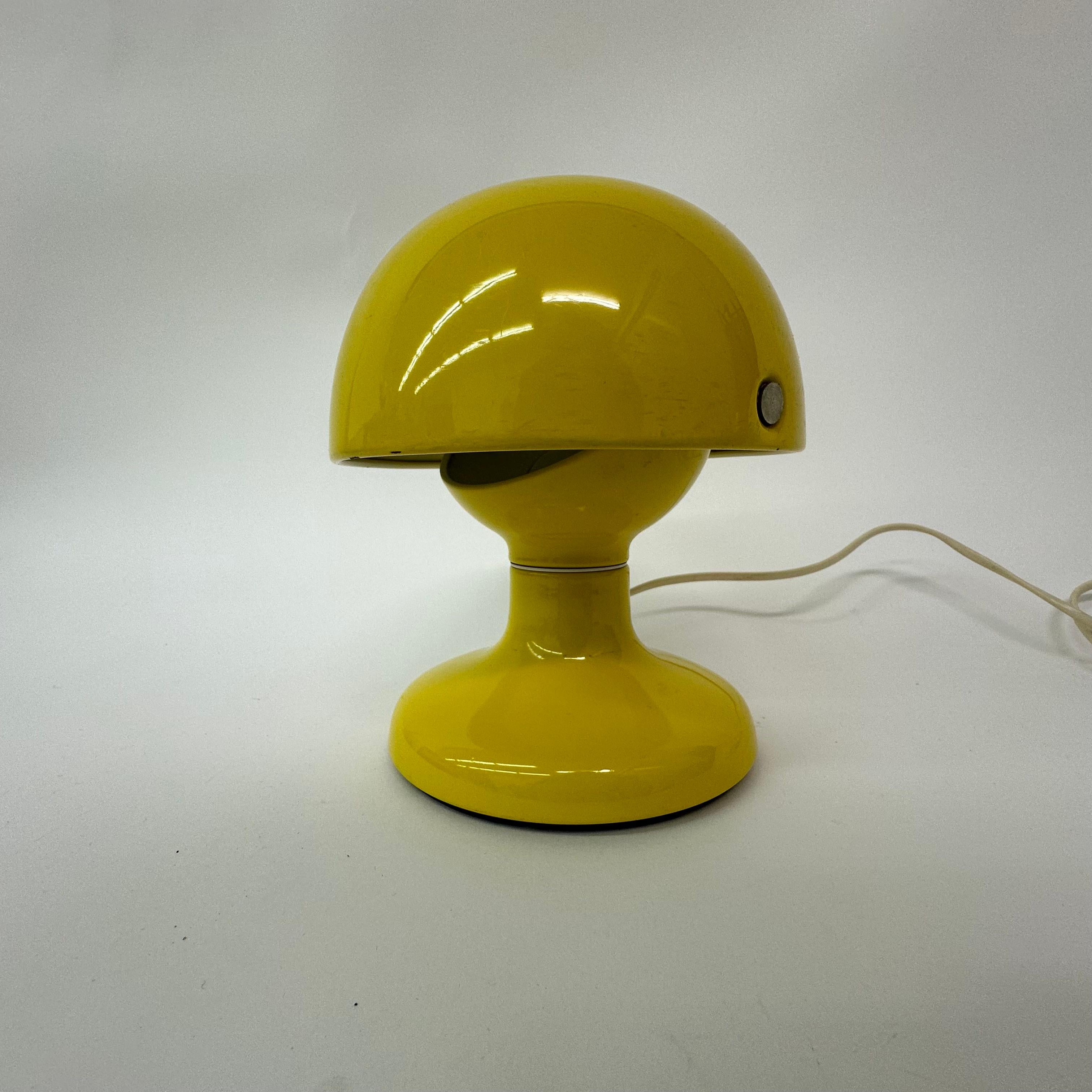 Mid-Century Design Jucker table lamp by Tobia Scarpa for Flos , Italy , 1960s In Good Condition For Sale In Delft, NL