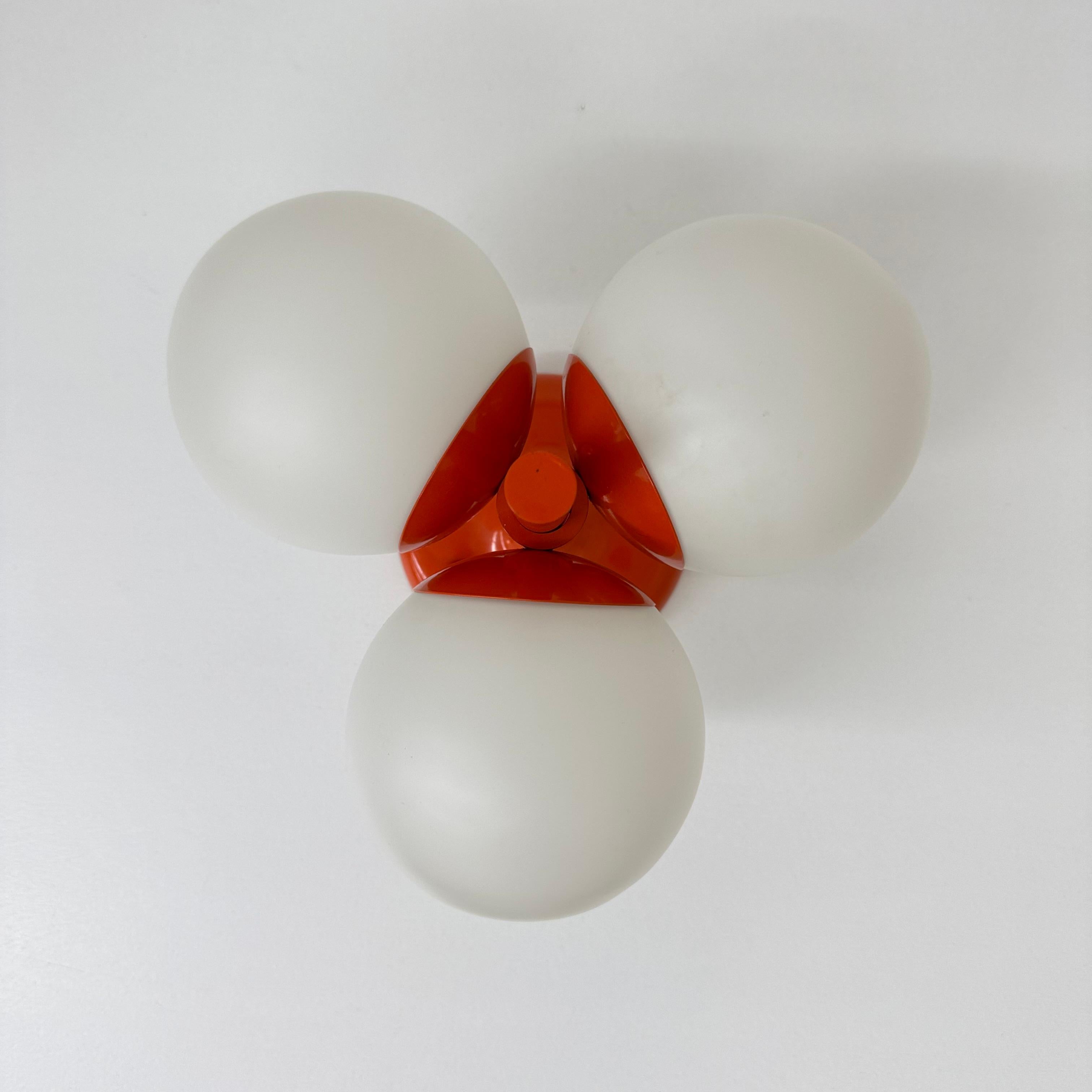 Plafonnier design Kaiser Leuchten , 1960's Allemagne en vente 2