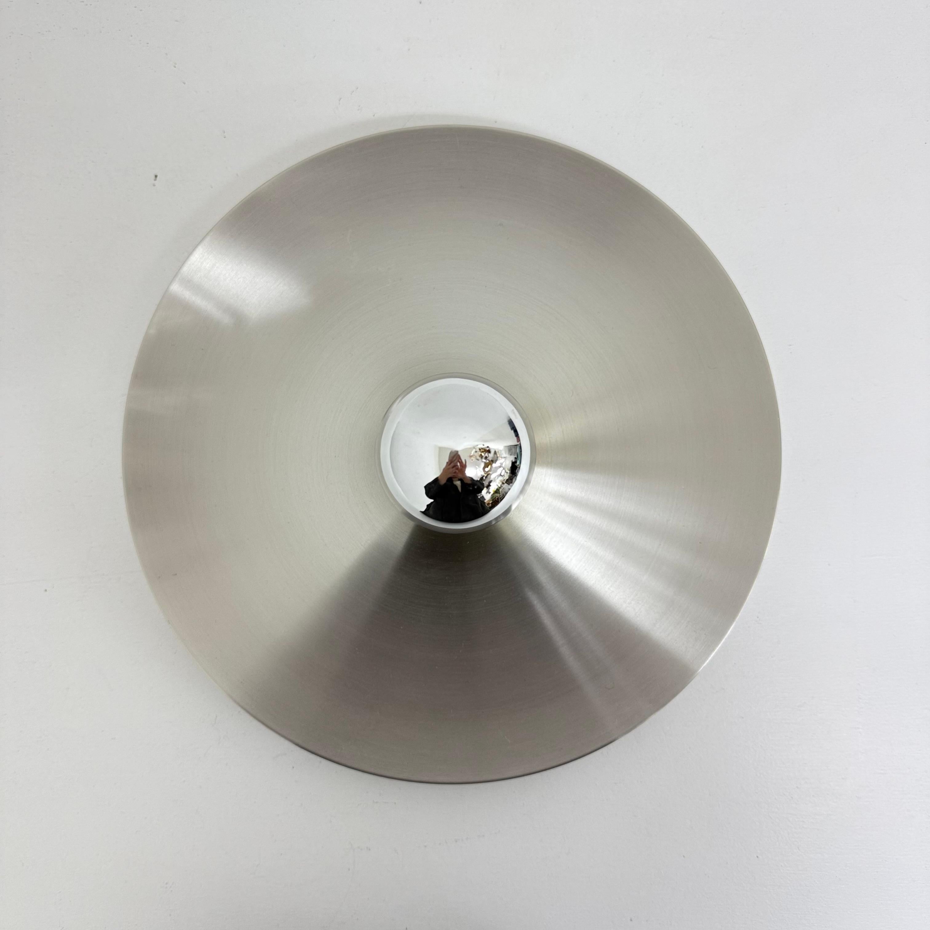 Lampe à disque, design du milieu du siècle, 1970, attribuée à Charlotte Perriand en vente 4