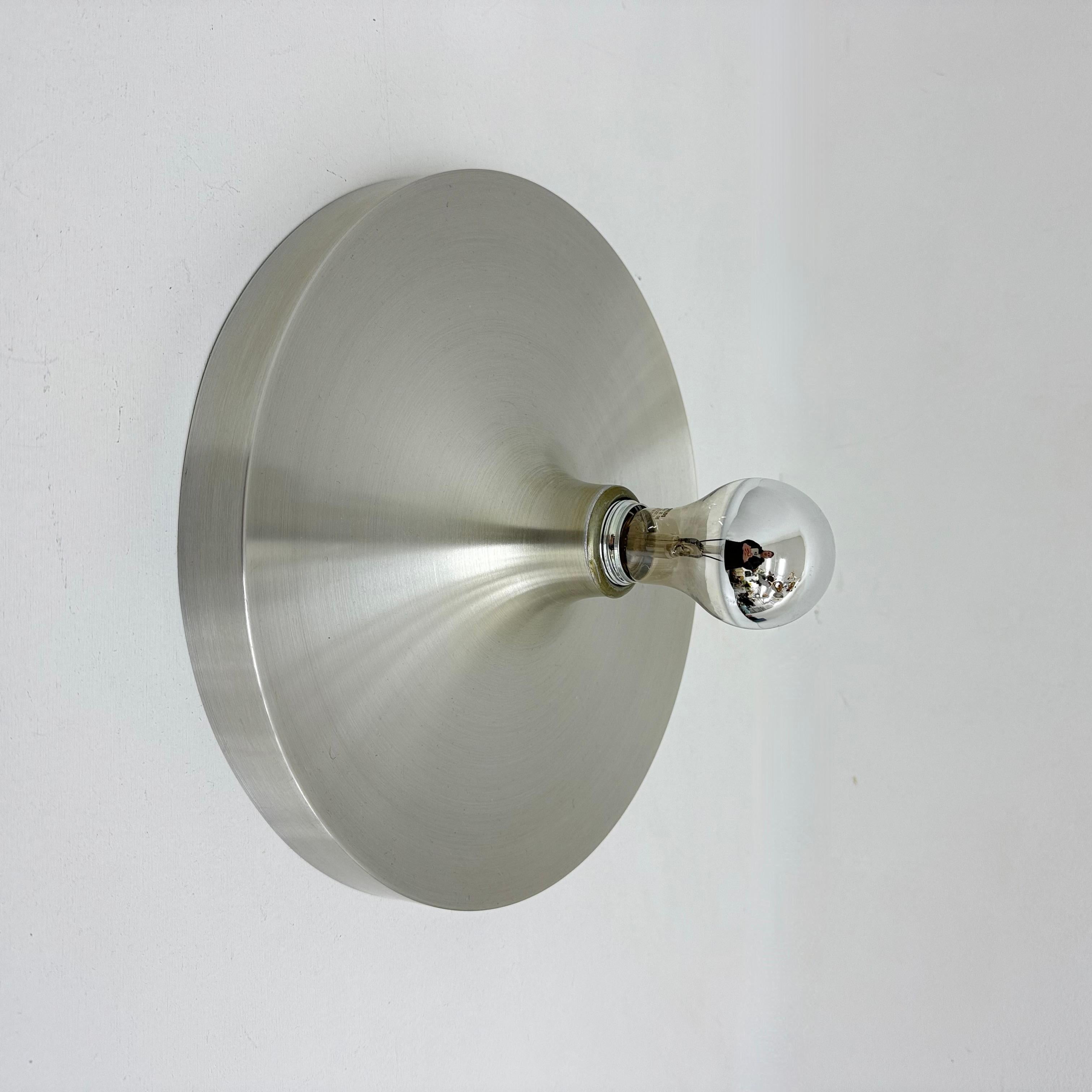 Lampe à disque, design du milieu du siècle, 1970, attribuée à Charlotte Perriand en vente 5