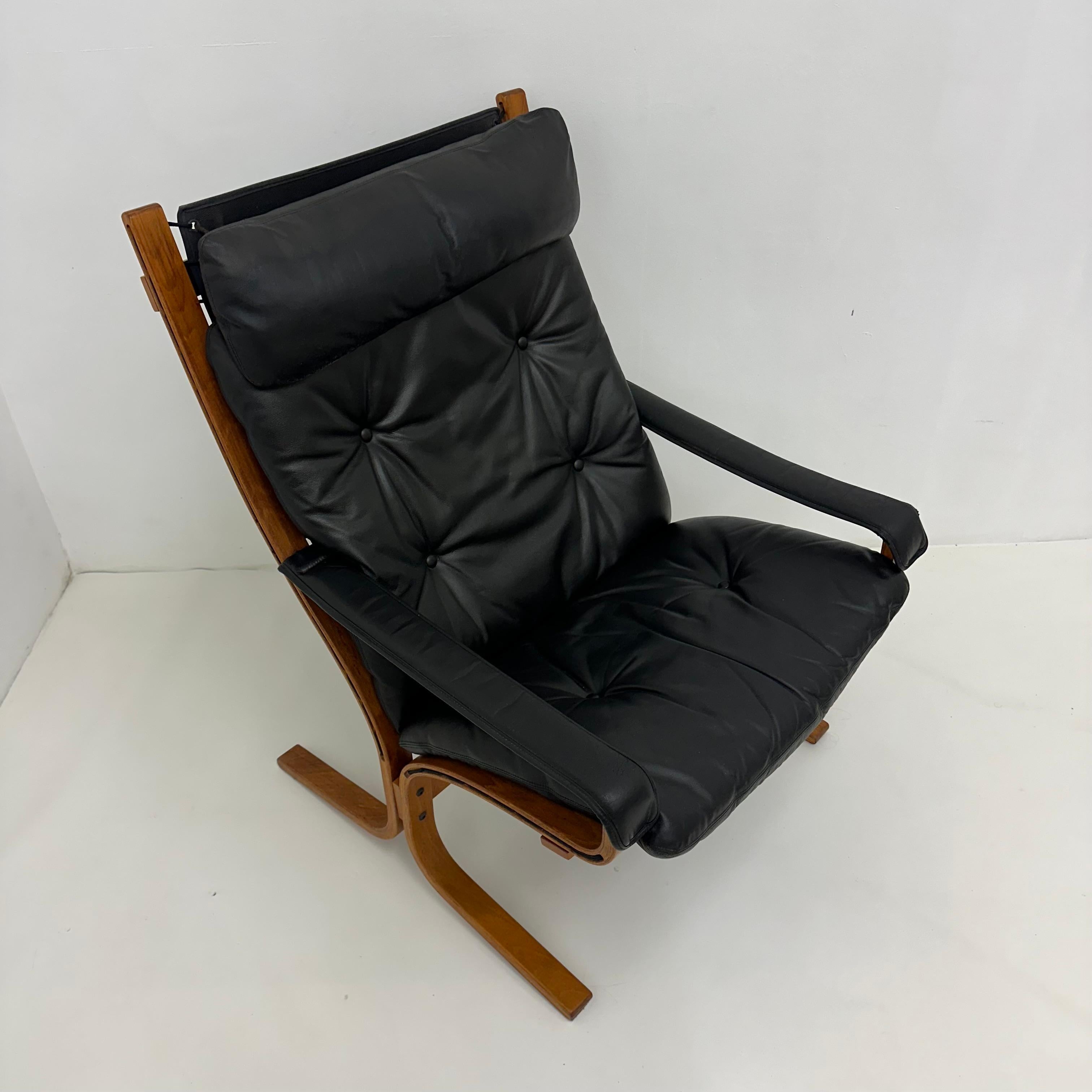 Mid-Century design leather ‘Siesta’ lounge chair by Ingmar Relling for Westnofa 4