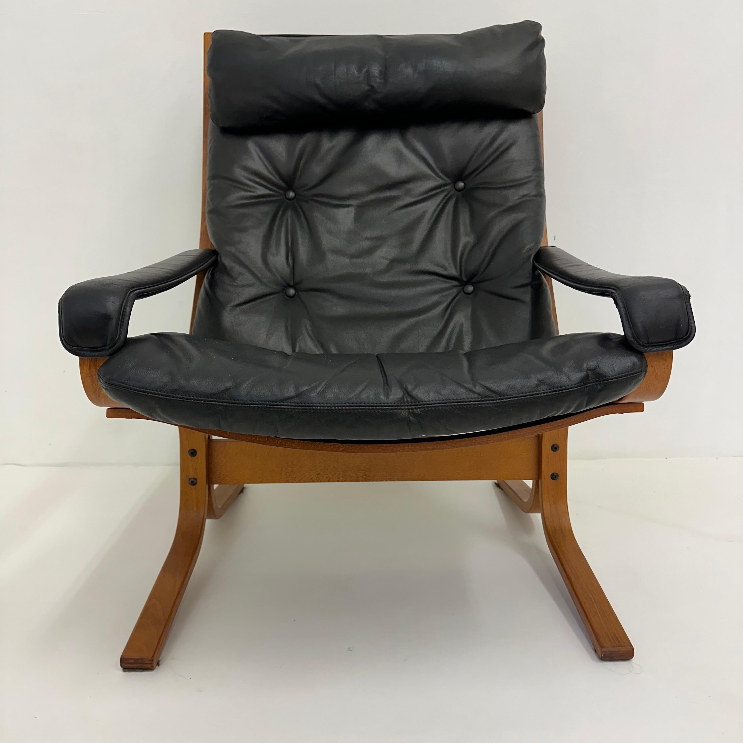 Norwegian Mid-Century design leather ‘Siesta��’ lounge chair by Ingmar Relling for Westnofa