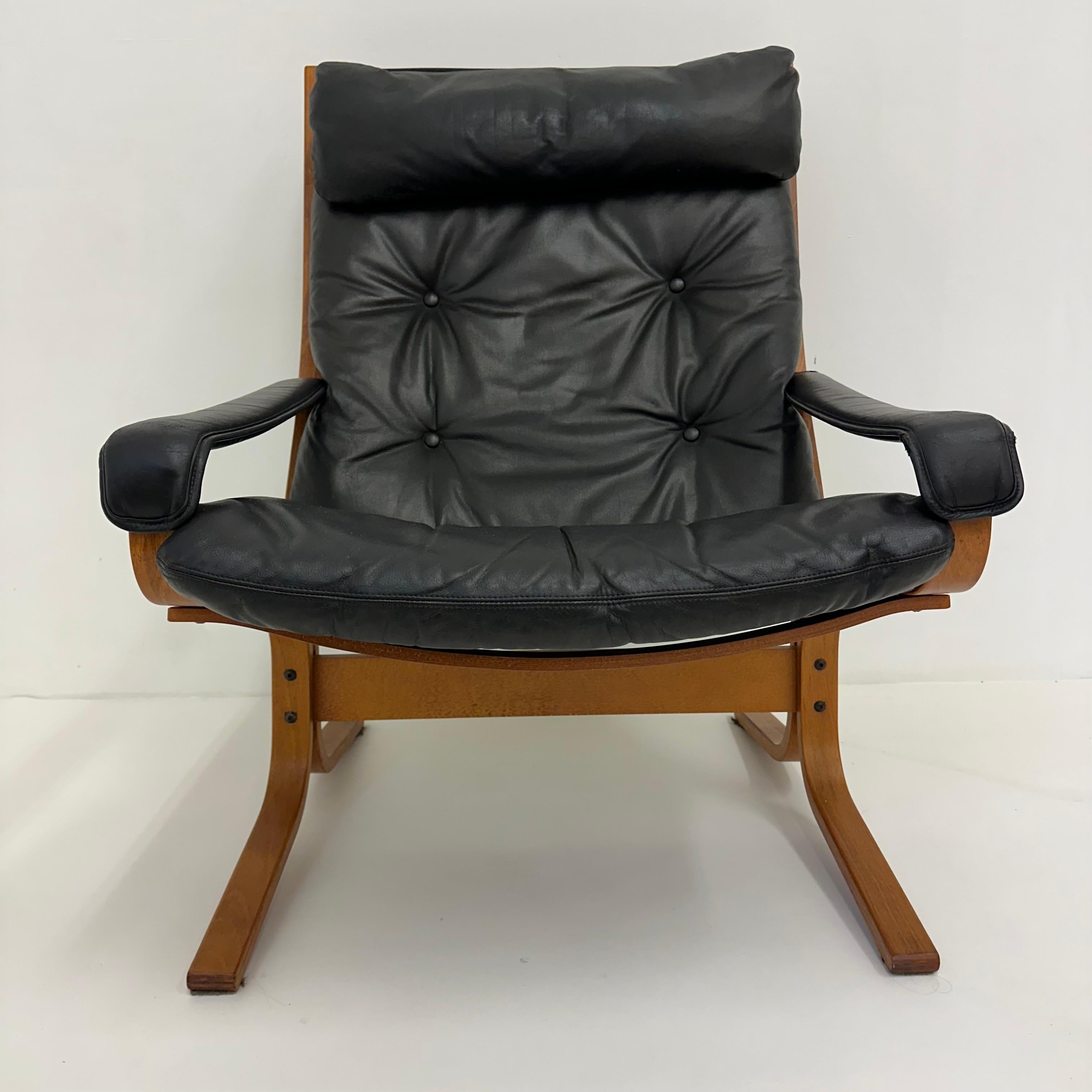 Mid-Century design leather ‘Siesta’ lounge chair by Ingmar Relling for Westnofa In Good Condition In Delft, NL