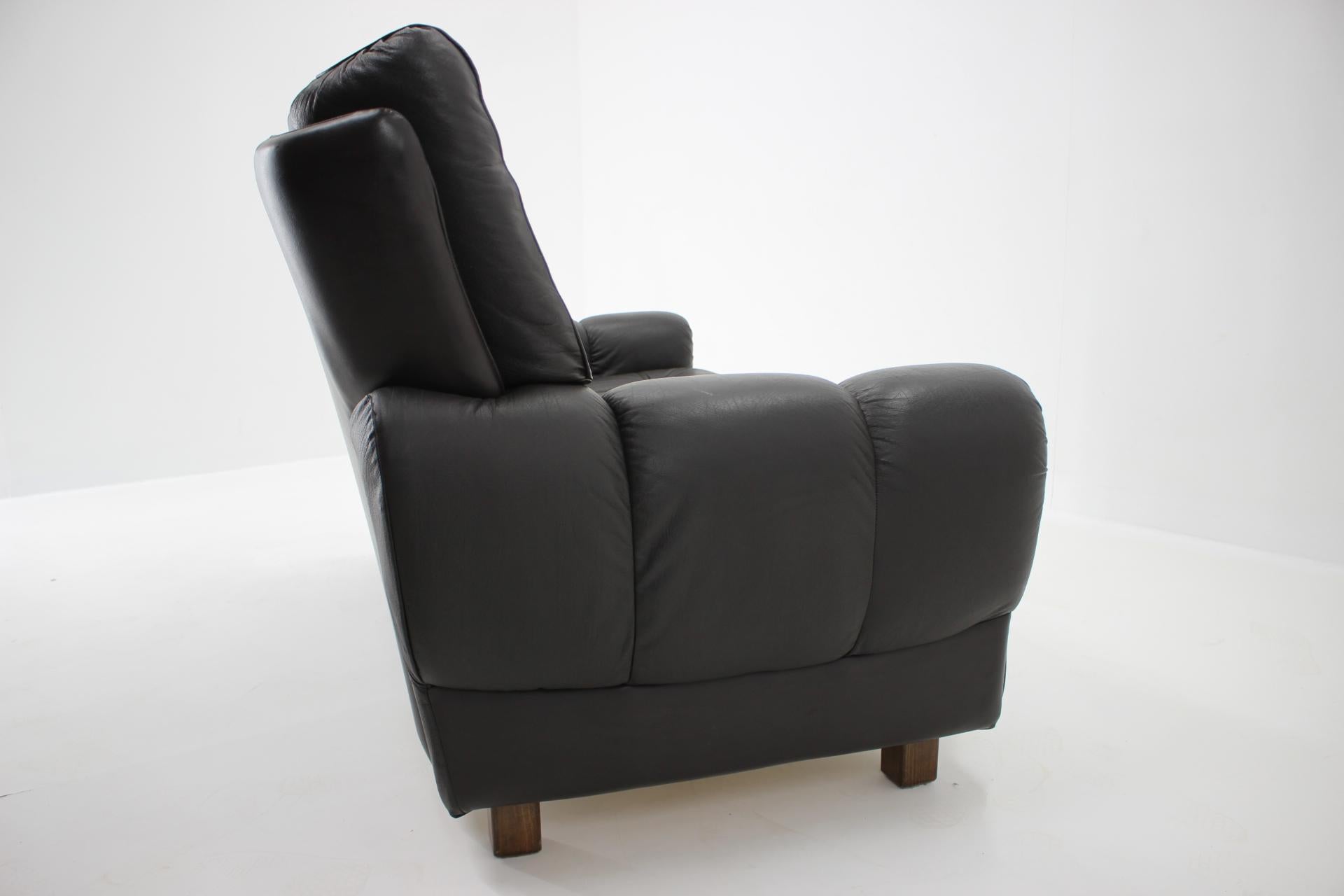 Late 20th Century Mid-Century Design Leather Sofa, 1970s, Czechoslovakia For Sale