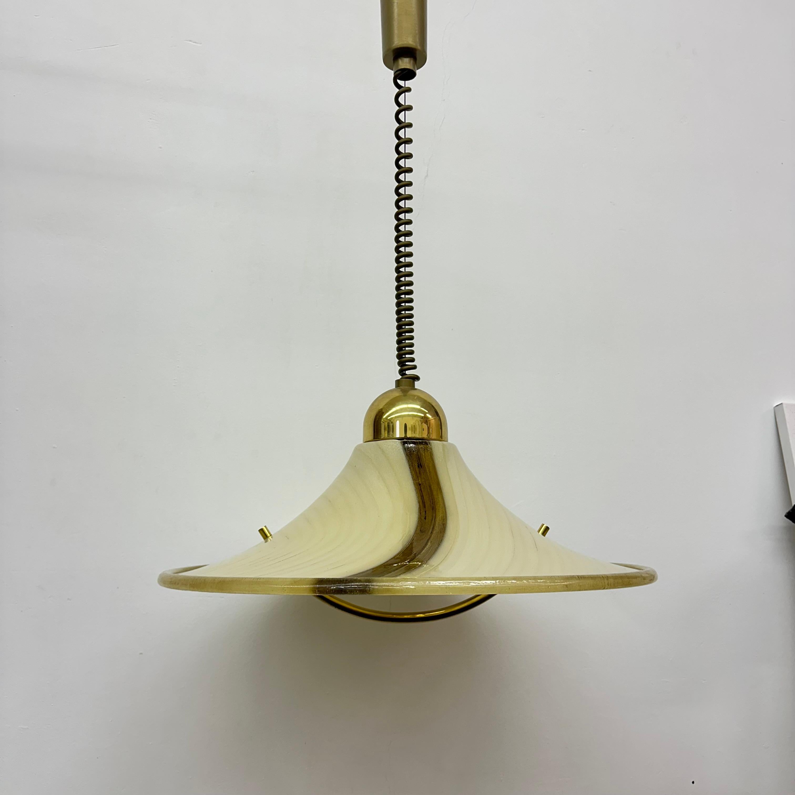Design di metà secolo in lucite, anni '70 Hustadt Leuchten in vendita 7