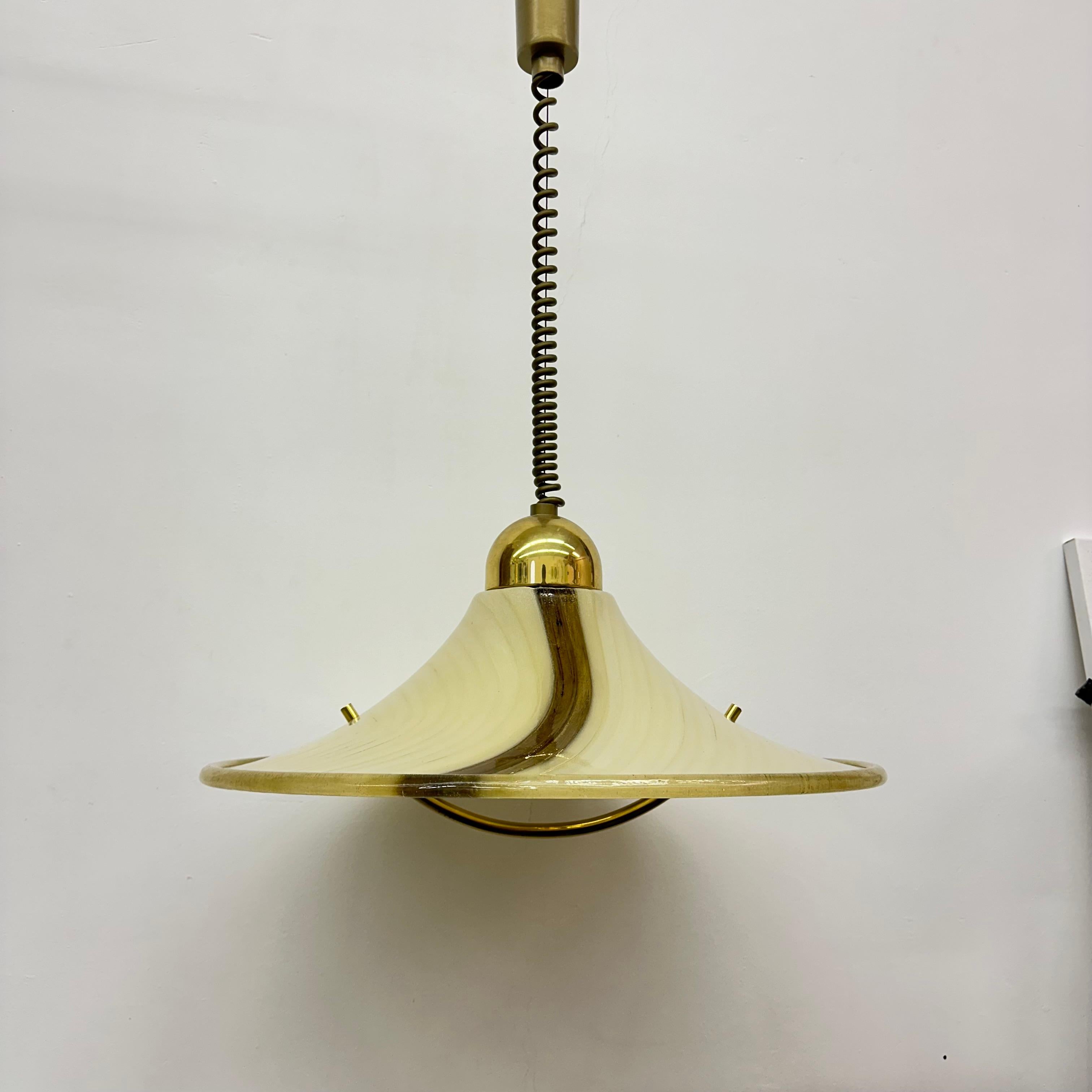 Design di metà secolo in lucite, anni '70 Hustadt Leuchten in vendita 8