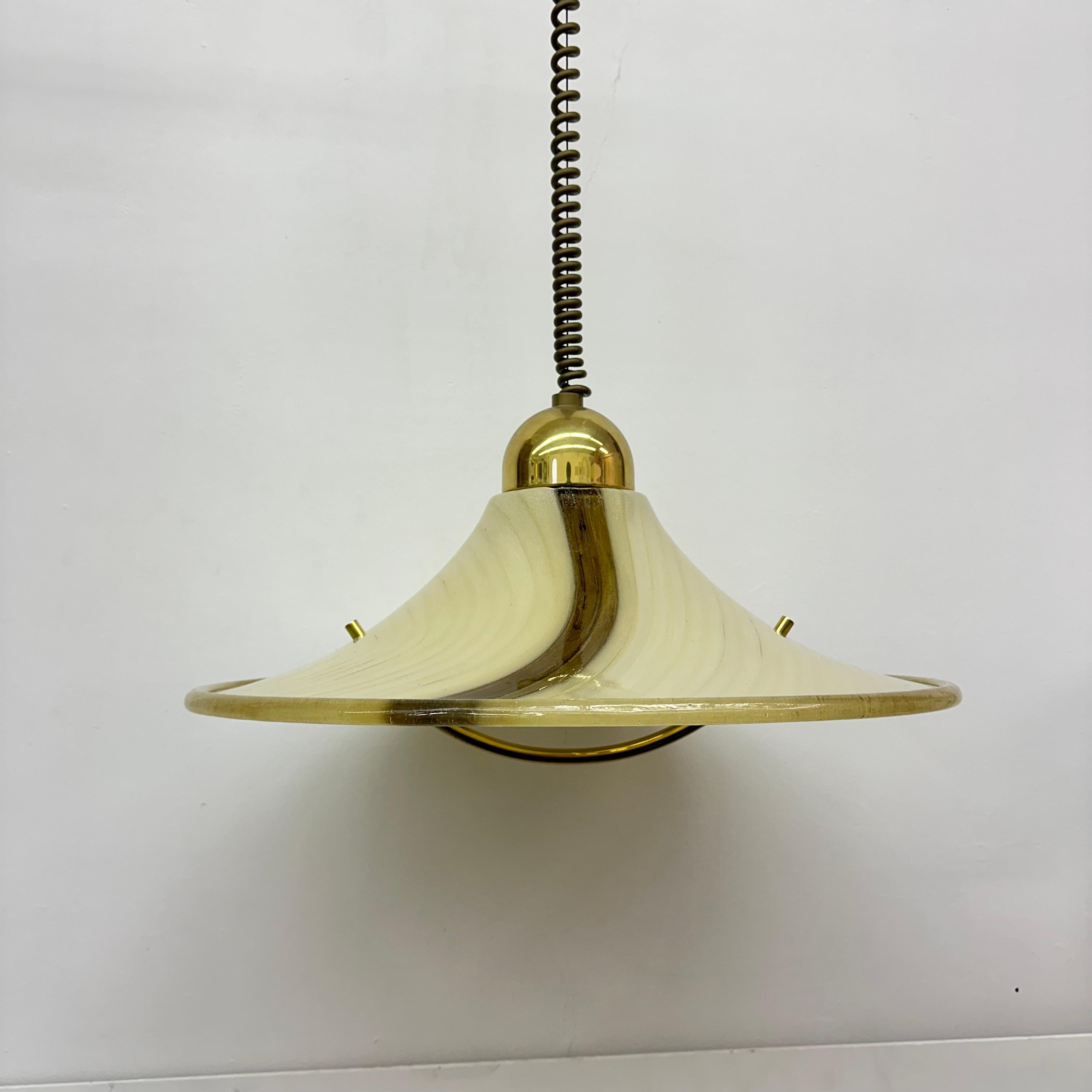 Design di metà secolo in lucite, anni '70 Hustadt Leuchten in vendita 4