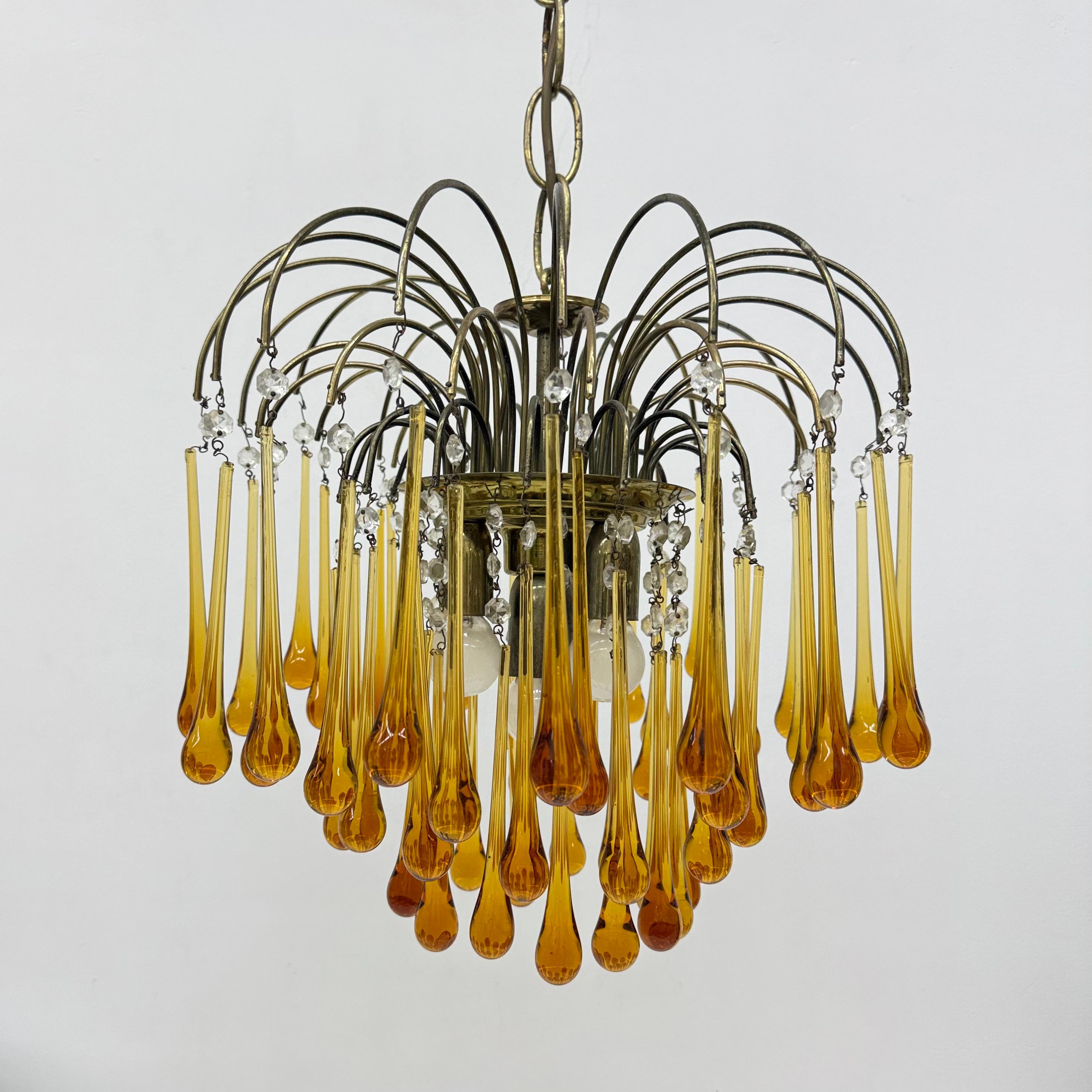 Lampadario a goccia in vetro ambrato di Murano di design di metà secolo, anni '70 in vendita 12