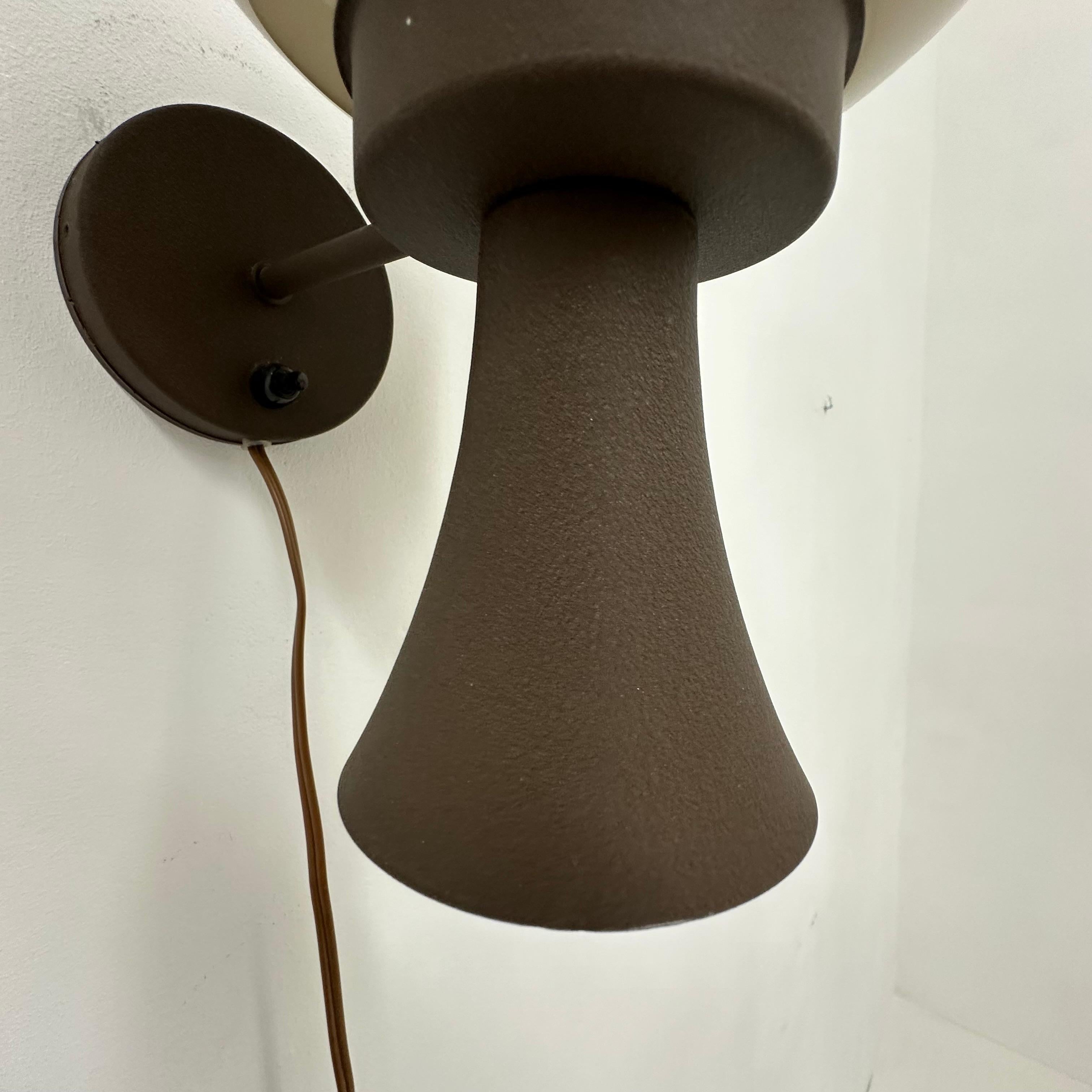 Lampada da parete a fungo dal design di metà secolo di Dijkstra Holland, anni '70 in vendita 3