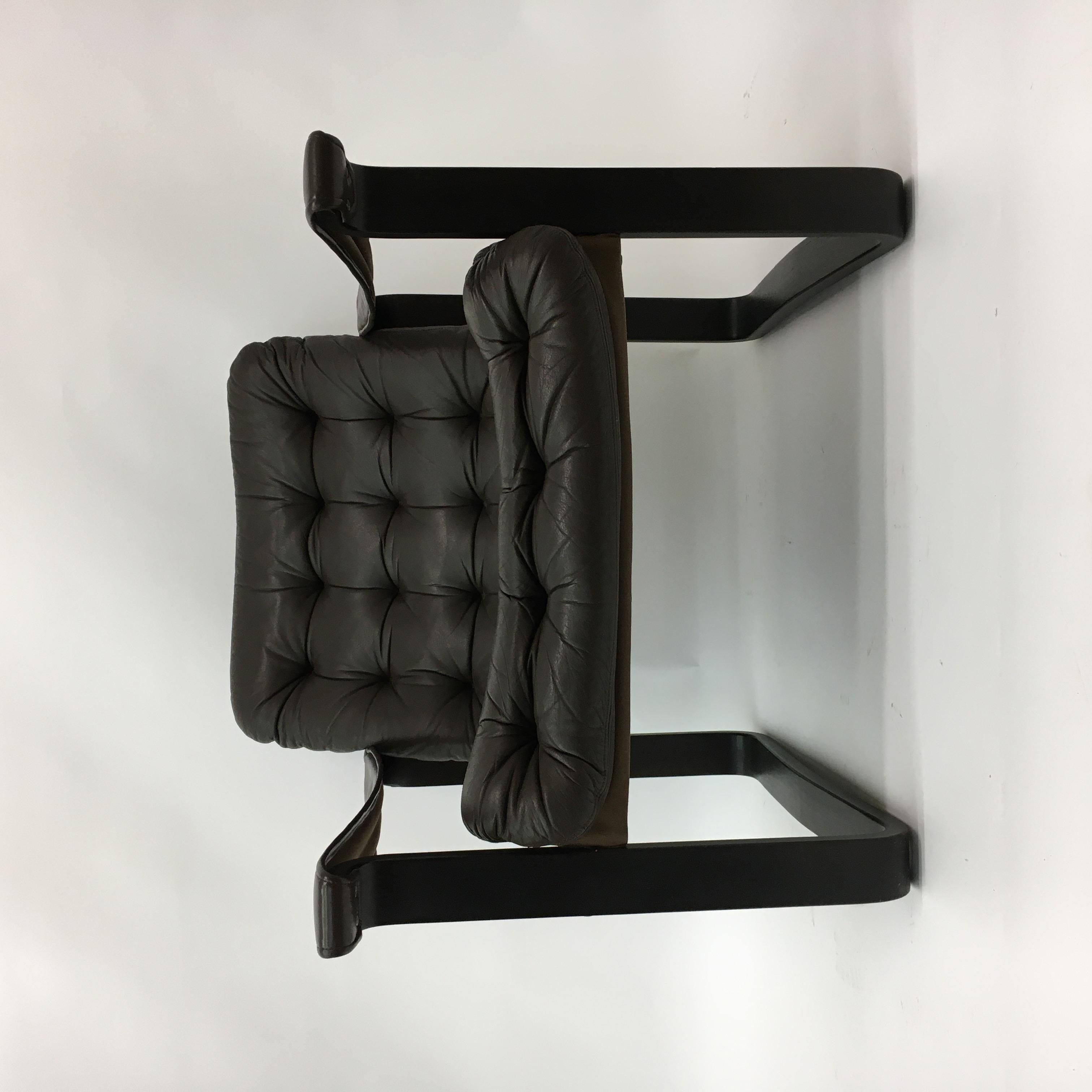 Late 20th Century Mid-century design OY BJ Dahlqvist AB Dark Brown Leather safari lounge chair For Sale