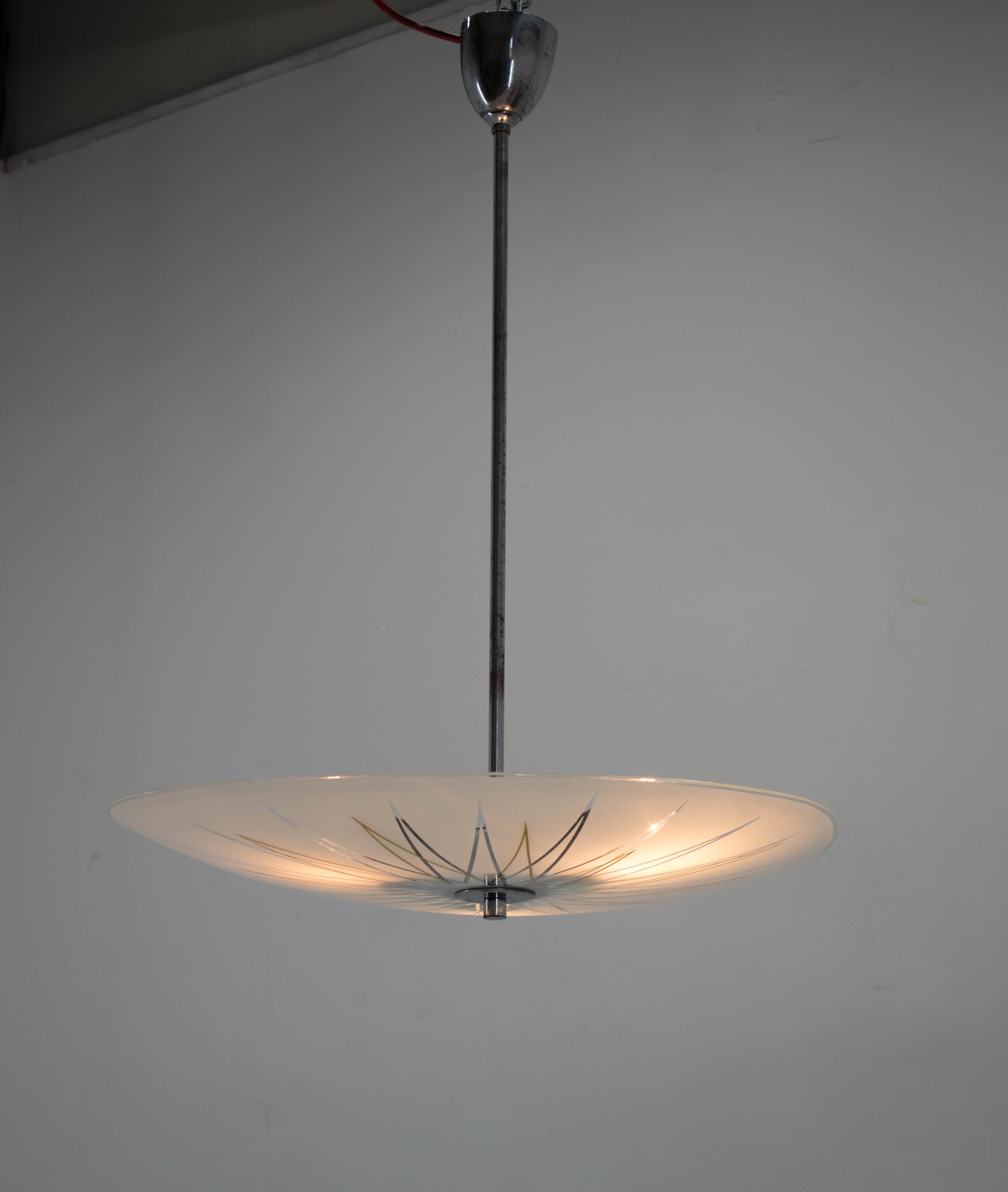 Ciondolo di design di metà secolo, anni '60 in vendita 1