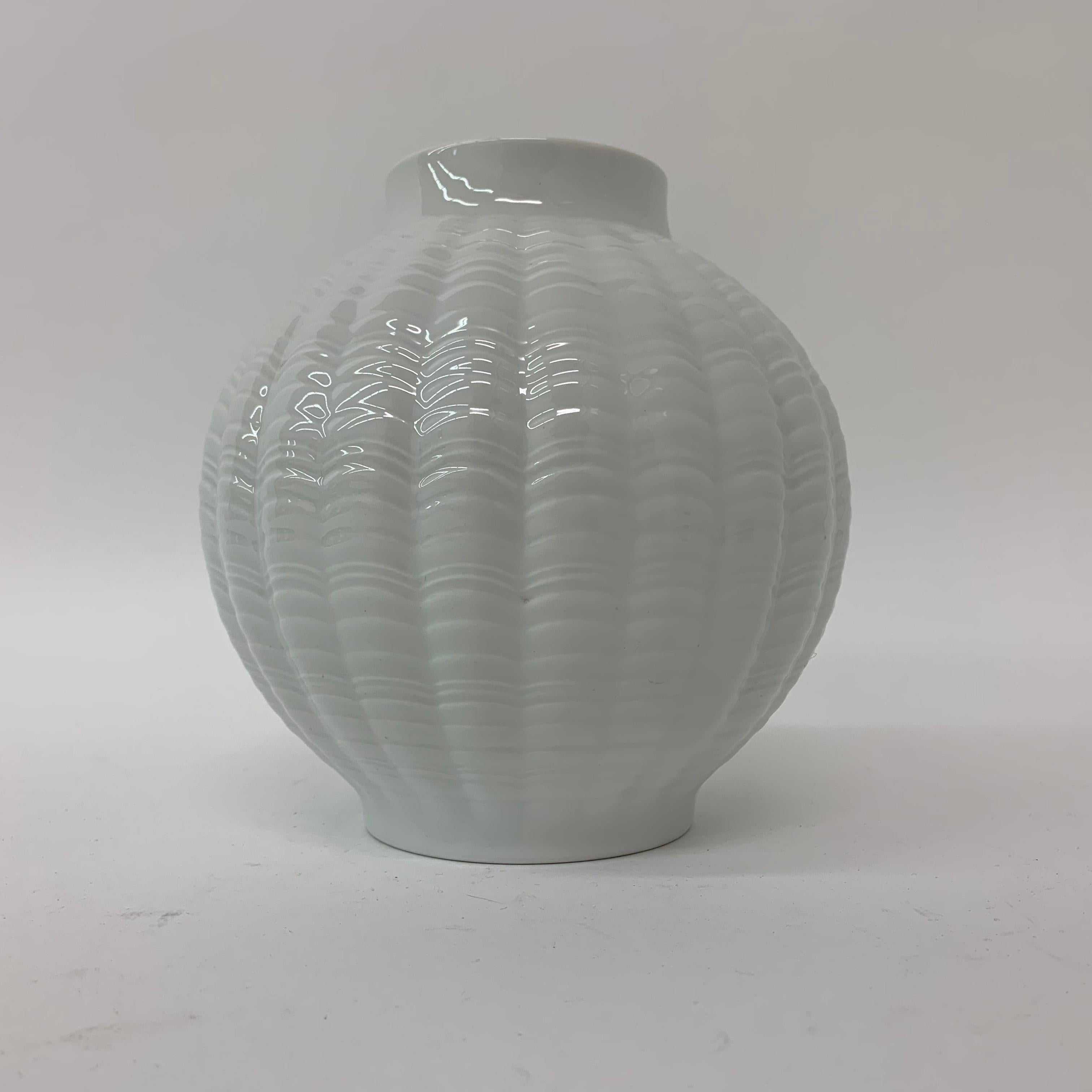 Mid-Century moderno Vaso Eschenbach in porcellana di design di metà secolo Kaiser Germania, anni '70 in vendita