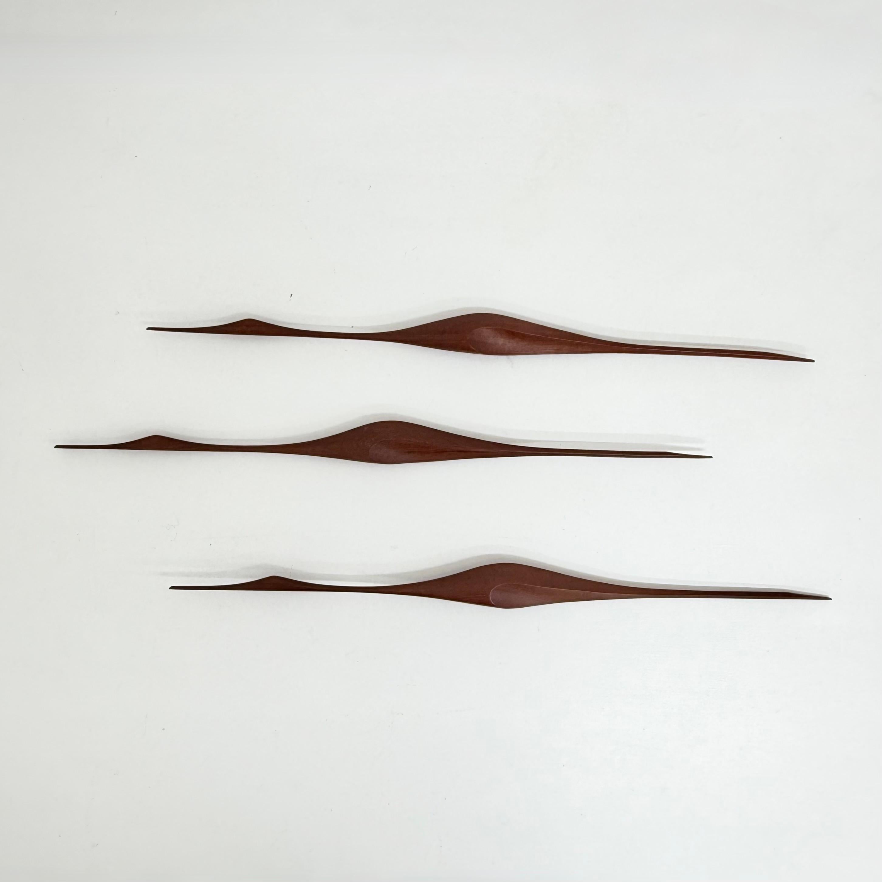 Ensemble de 3 sculptures murales d'oiseaux en bois de teck, design du milieu du siècle dernier, années 1970 5