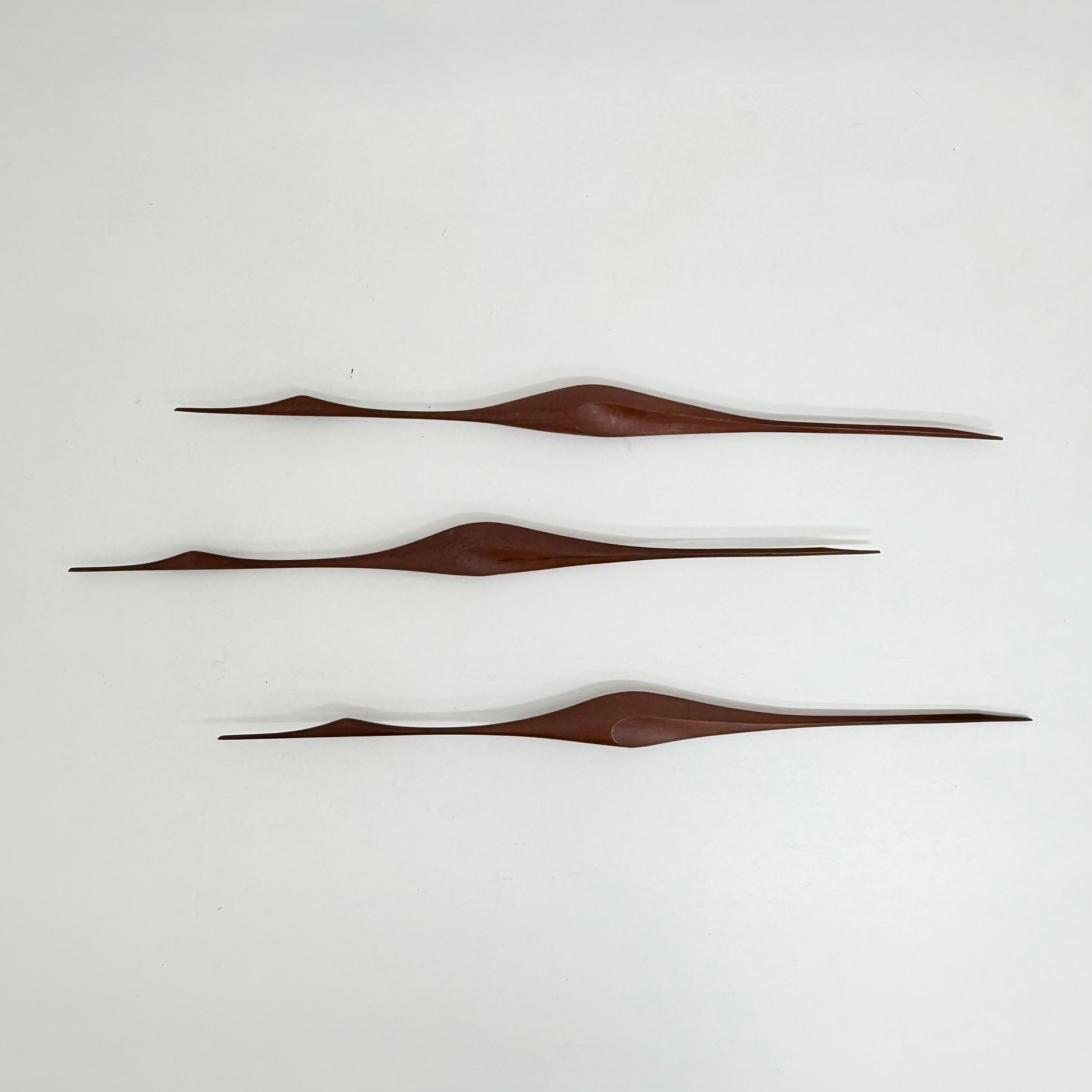 Ensemble de 3 sculptures murales d'oiseaux en bois de teck, design du milieu du siècle dernier, années 1970 2