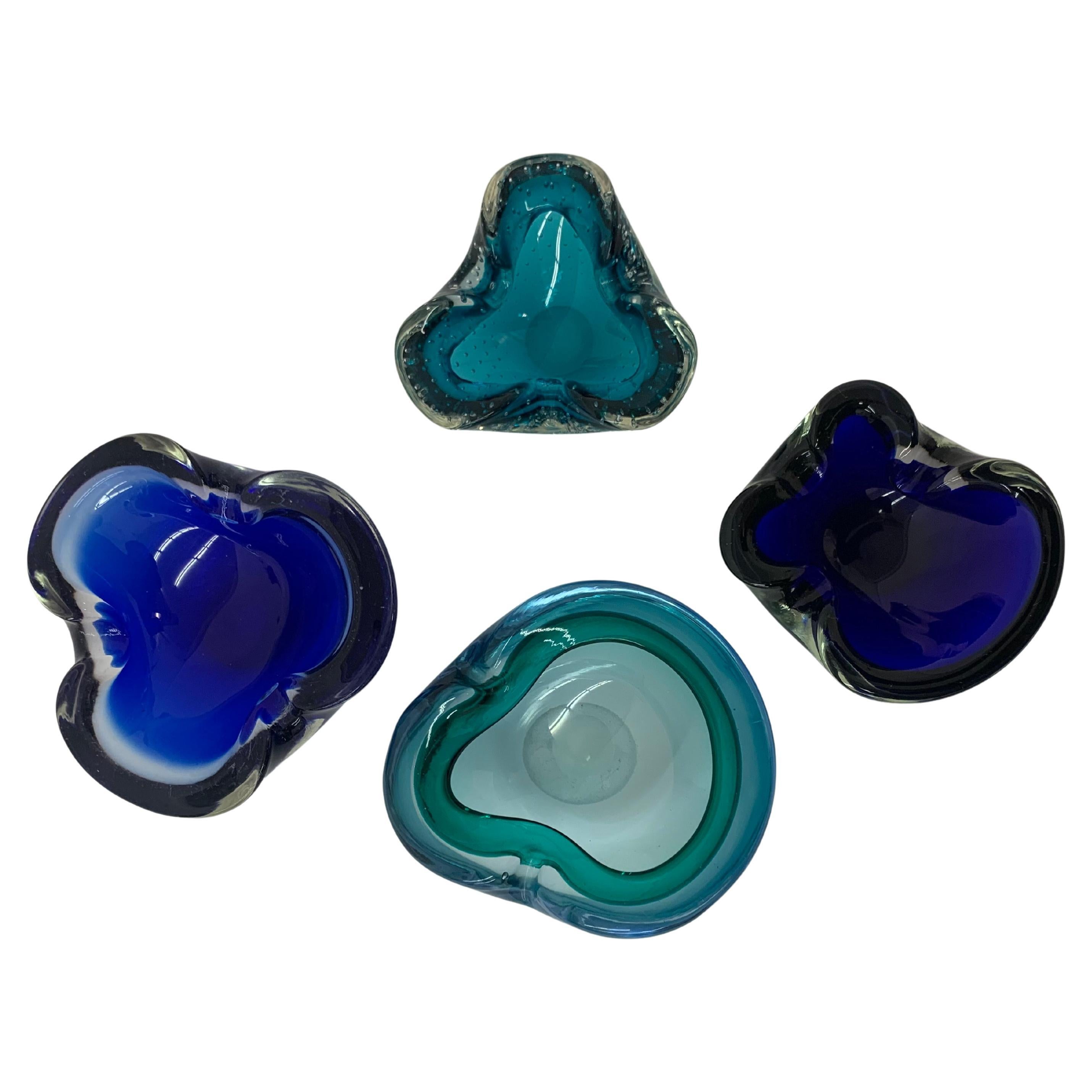 Mid century design set of 4 blue murano glass bowls, 1970’s