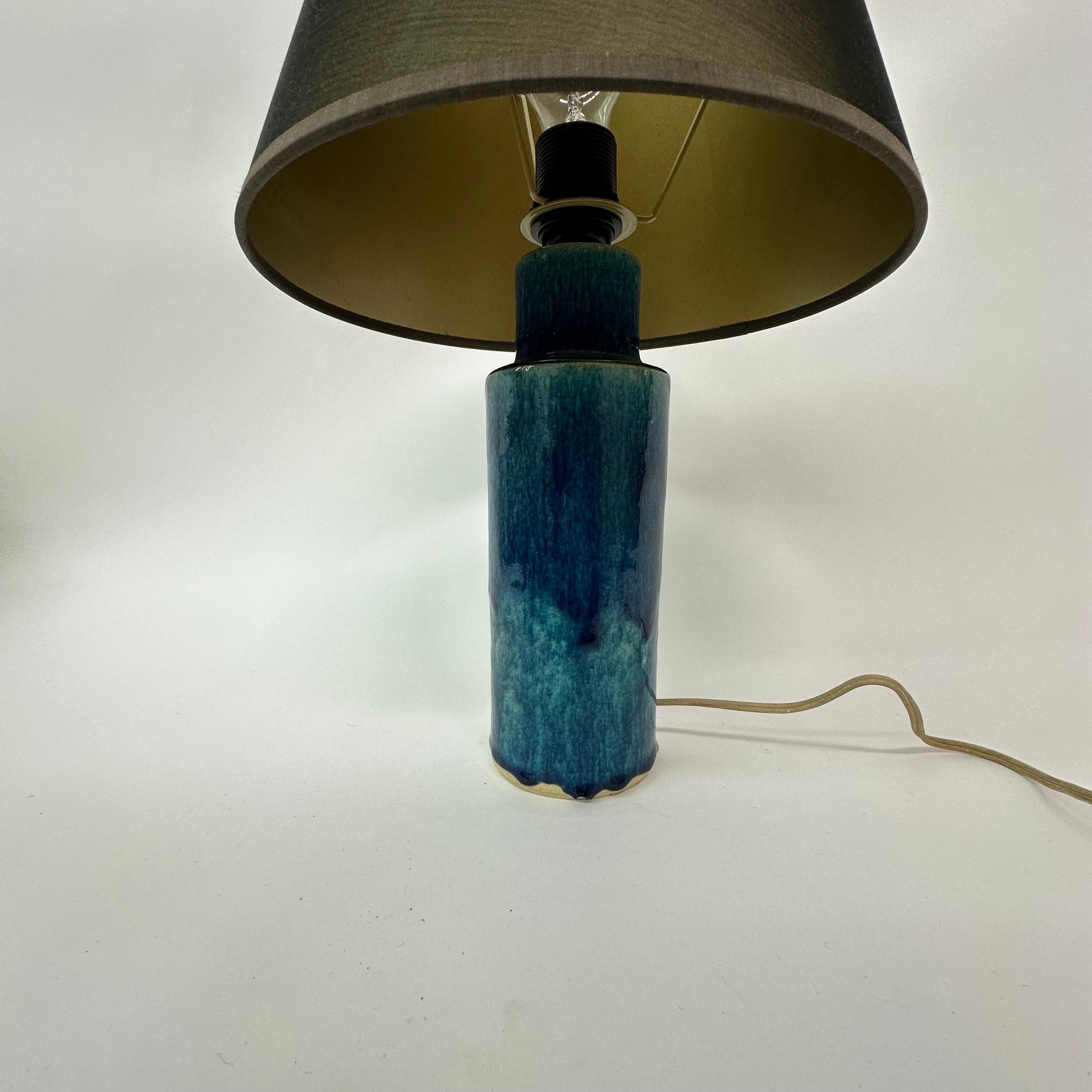 Céramique Lampe de table design du milieu du siècle en céramique bleue, années 1970 en vente