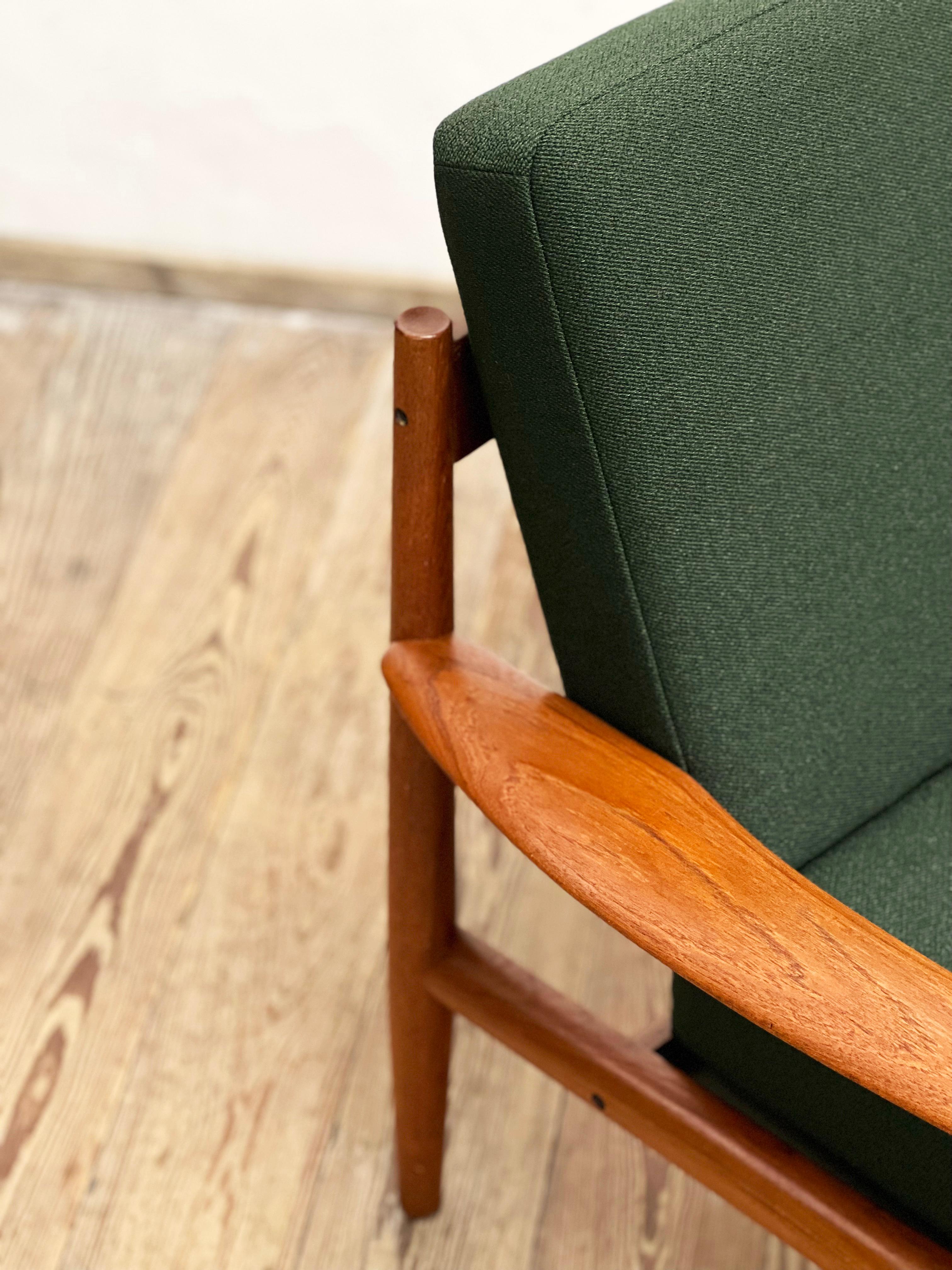 Tissu Fauteuil en teck Design du milieu du siècle par Grete Jalk pour France & Søn, Danemark, années 1950 en vente