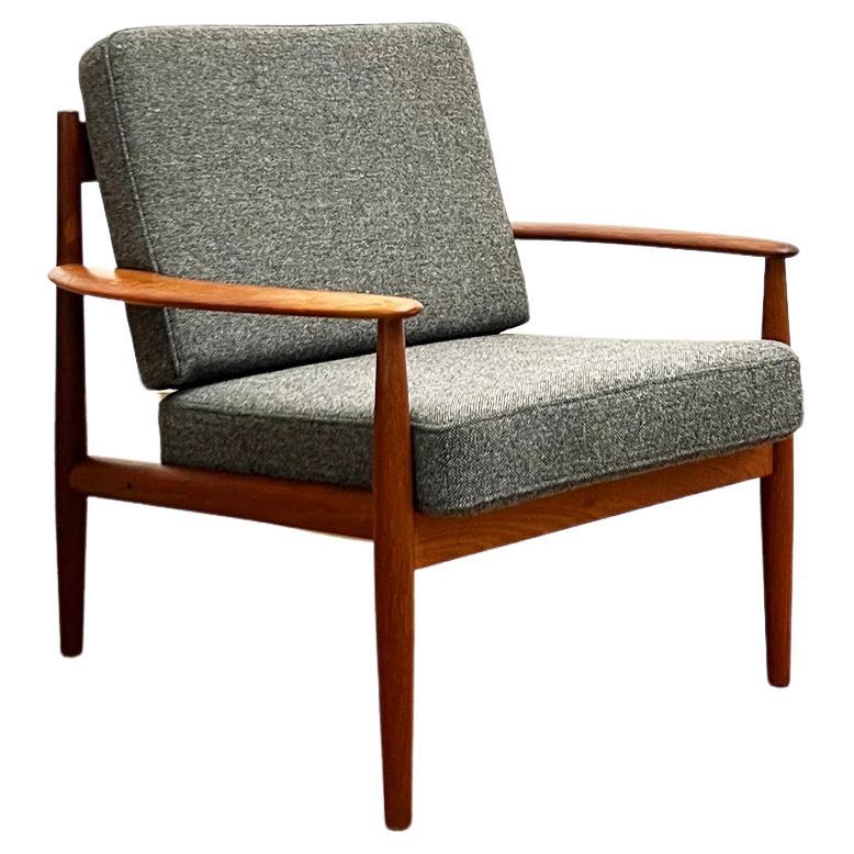 Mid-Century Design Teak Armchair by Grete Jalk for France & Søn, Denmark, 1950s