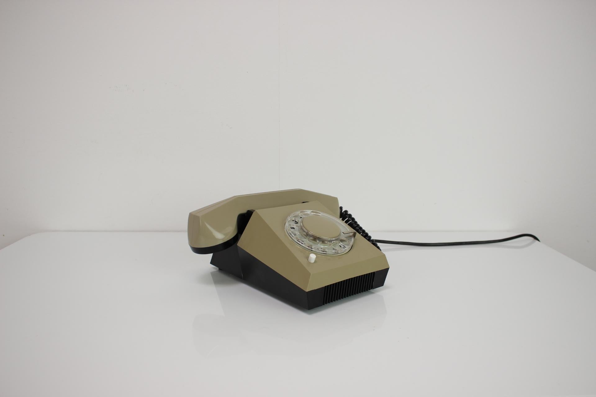 tesla phone design