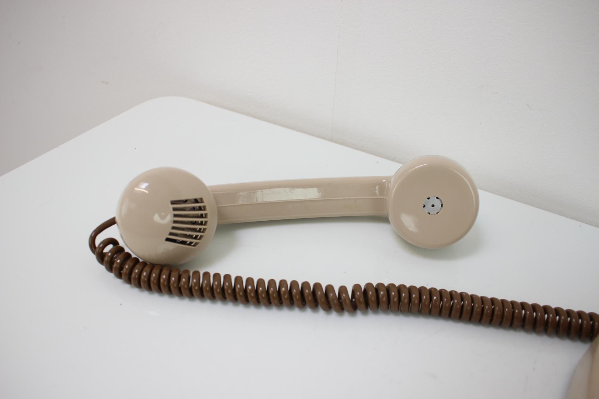 Telephone du milieu du siècle dernier de Tesla, 1979, Tchécoslovaquie en vente 3