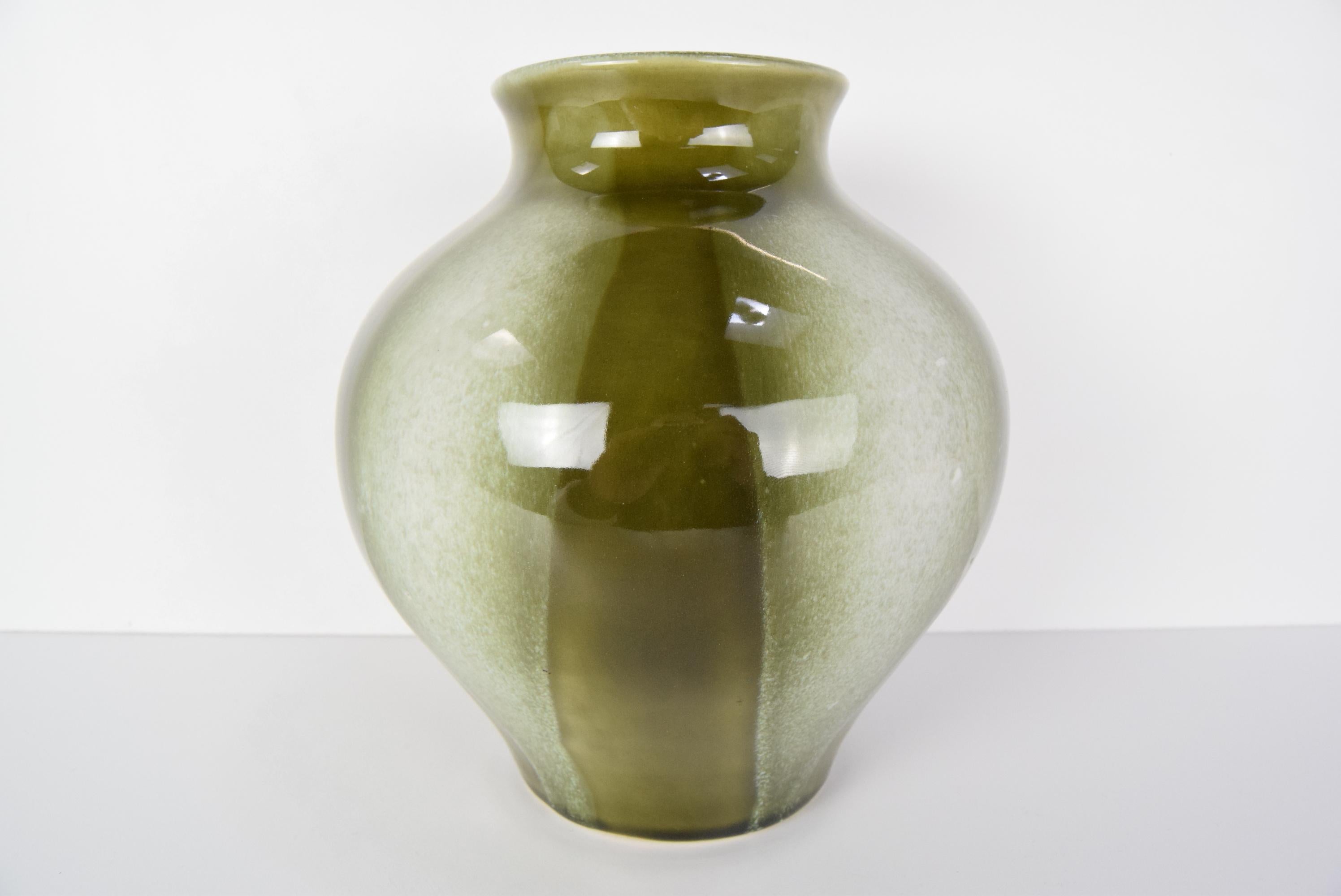 Ceramic Mid-century Design Vase by Ditmar Urbach, Type CID 1975.  For Sale