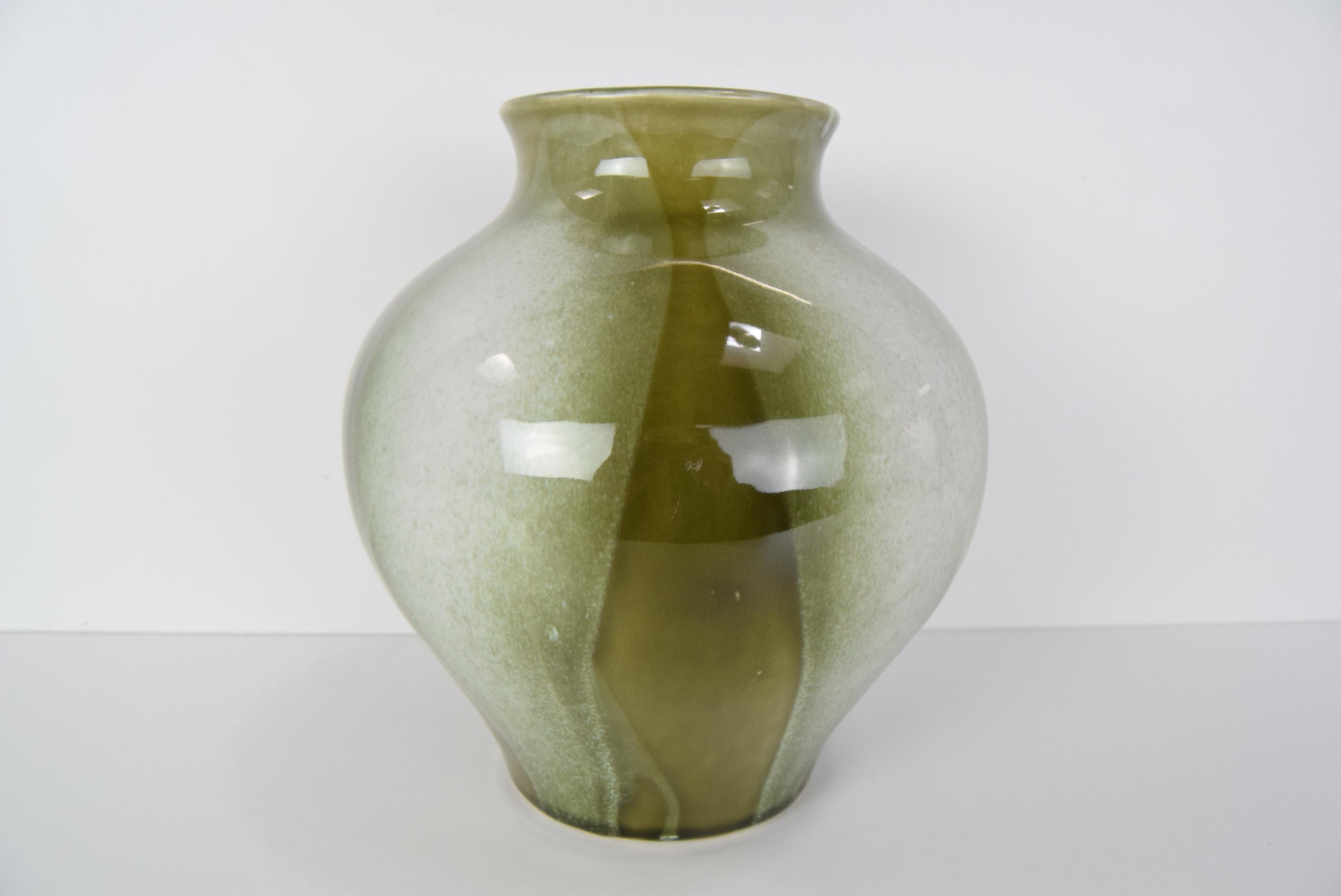 Mid-Century Modern Vase design du milieu du siècle dernier de Ditmar Urbach, type CID 1975.  en vente