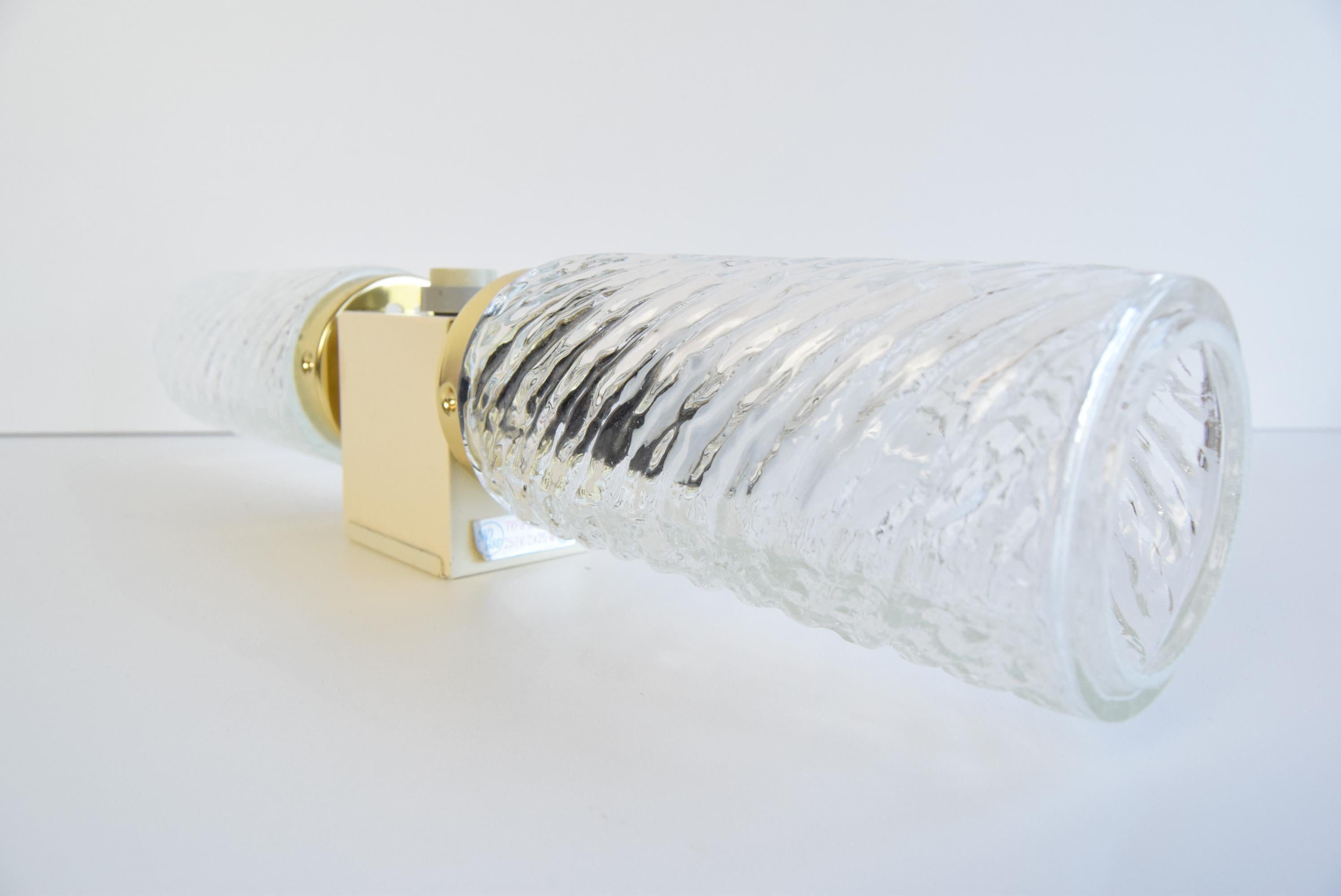 Lampada da parete dal design di metà secolo / Napako, anni '70. in vendita 3