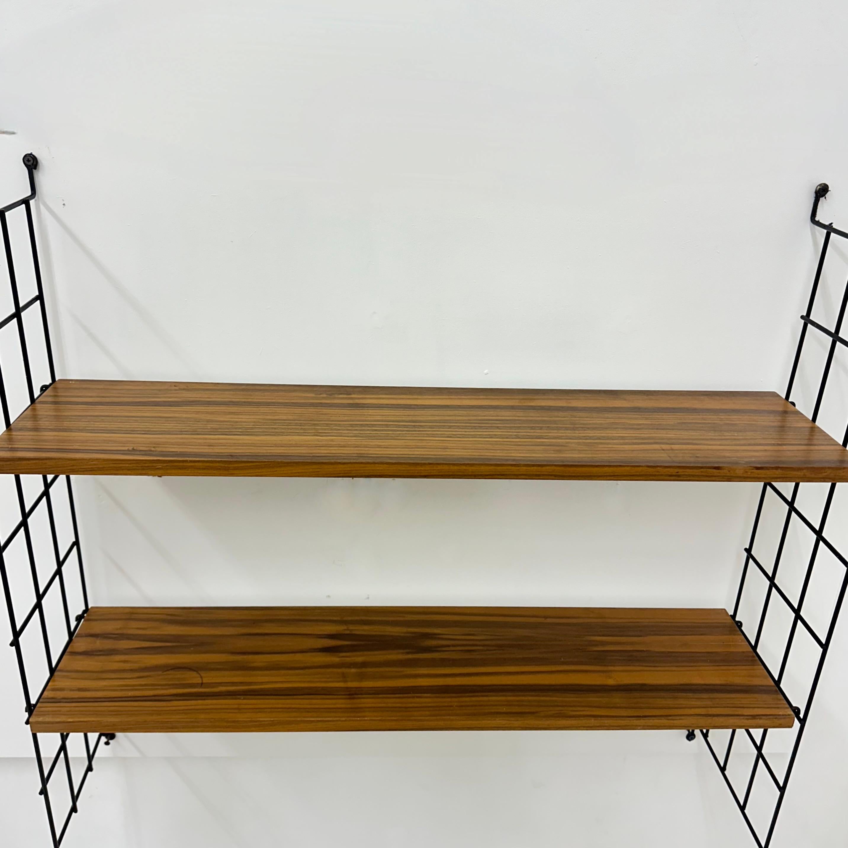 Metallo Parete attrezzata di design del metà del secolo, anni '60 in vendita