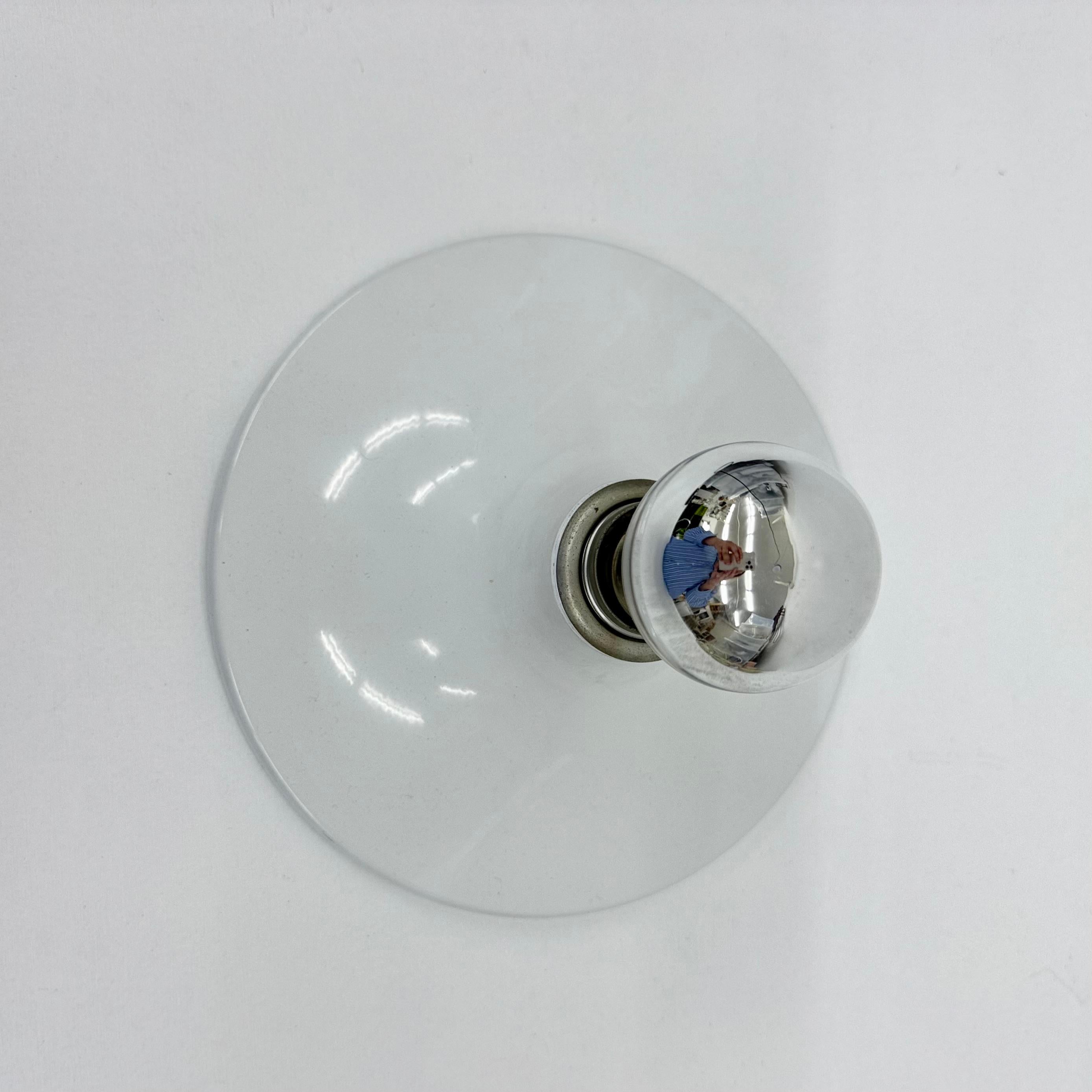 Mid-century design white aluminium disc wall lamp , 1970s For Sale 5