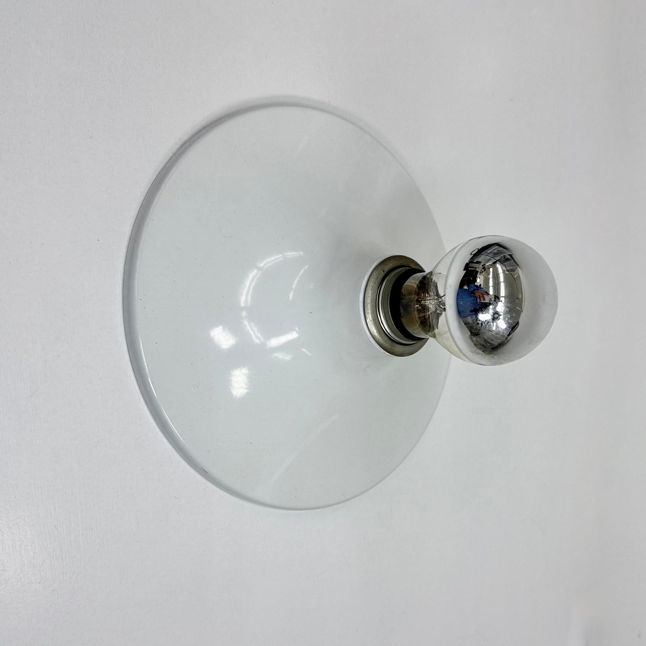 Mid-century design white aluminium disc wall lamp , 1970s For Sale 11