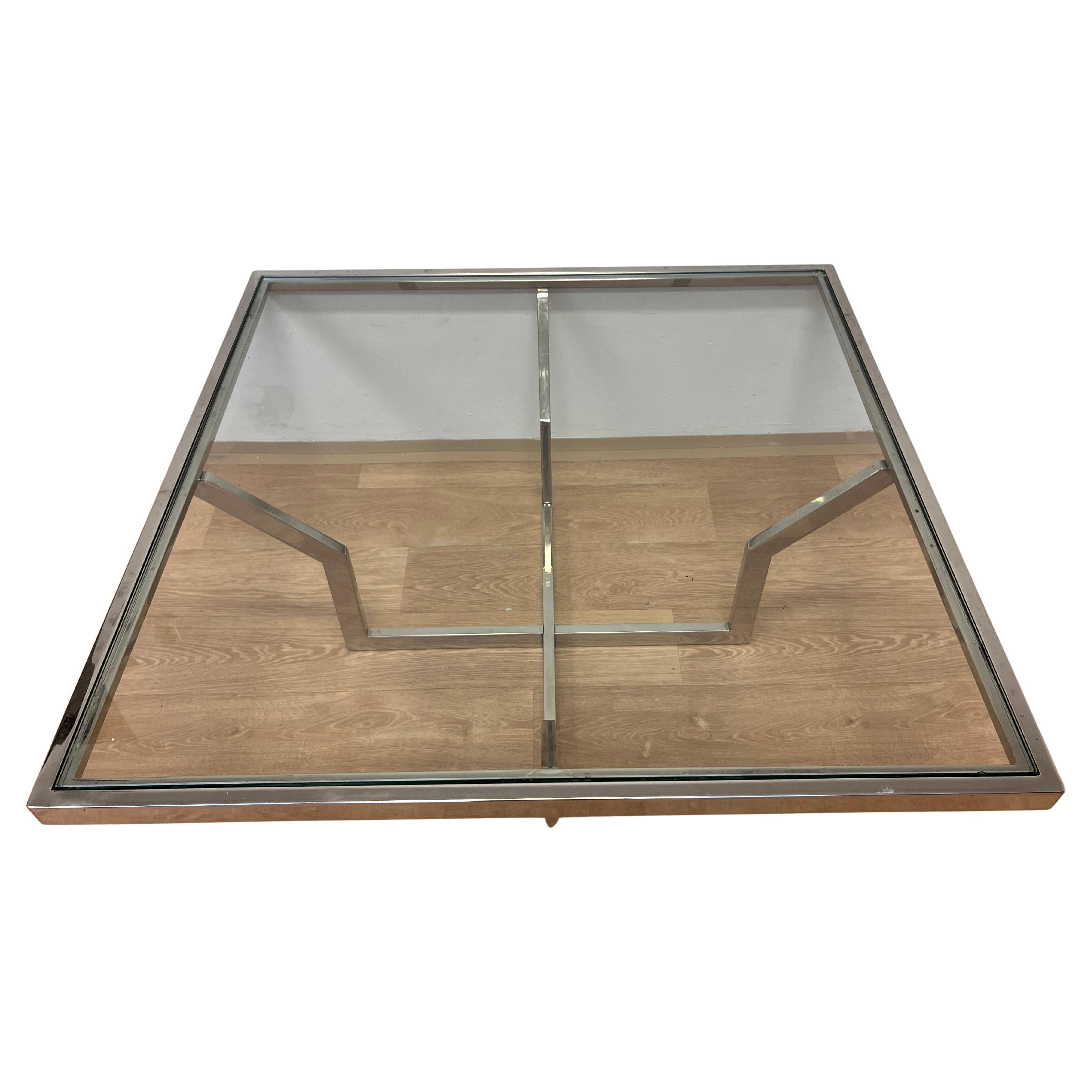 - 1970s
- France
- original condition with nice patina
- very thick and heavy glass with small damage

