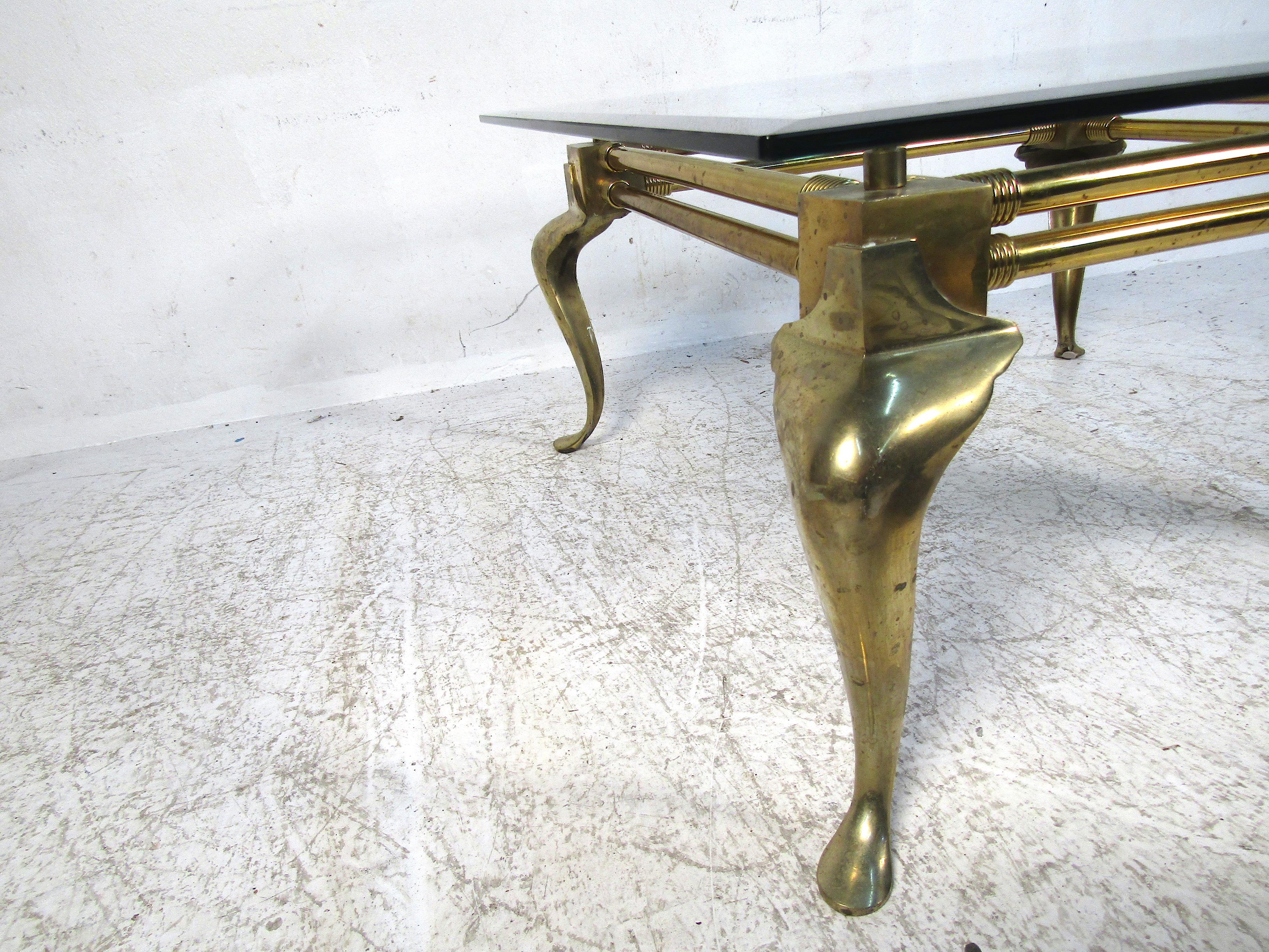 Midcentury Designer Coffee Table in Brass For Sale 3