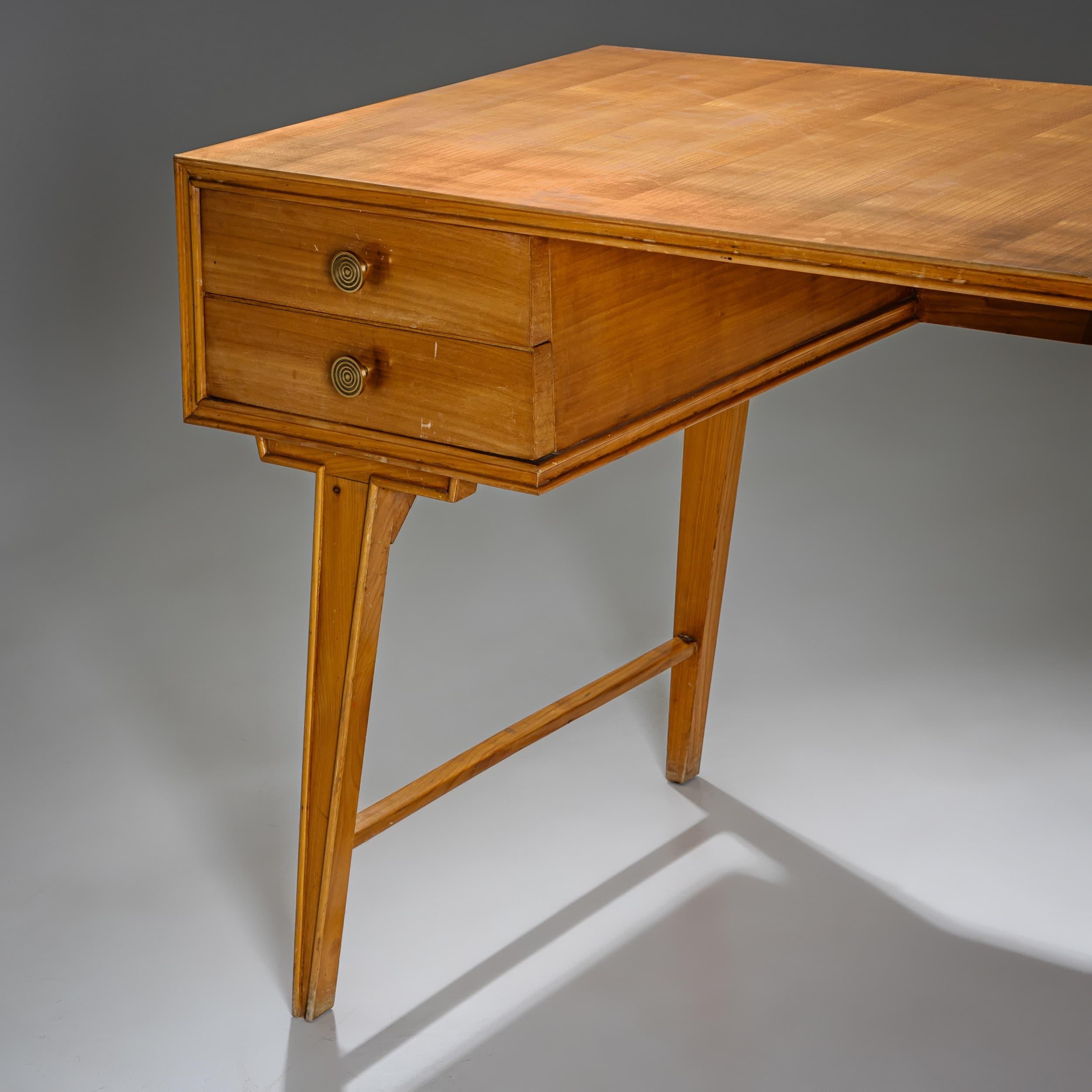 Mid-Century Modern Mid-Century Desk, 1950s/60s For Sale